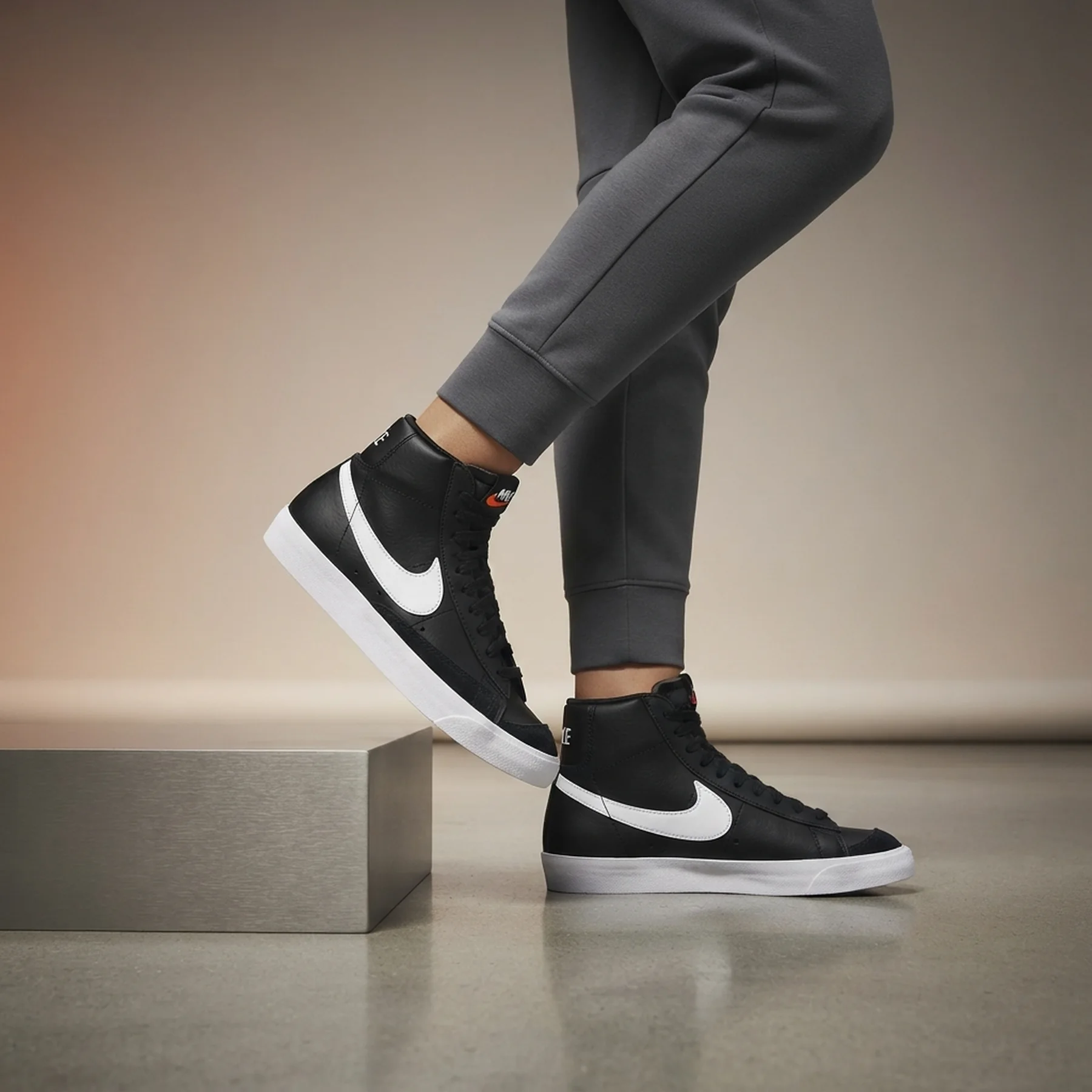 Кеди жіночі Nike Blazer Mid 77 (Gs) (DA4086-002)