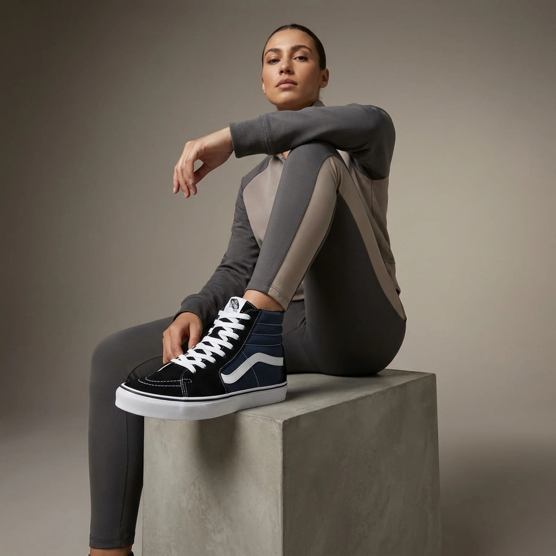 Кеди жіночі Vans Sk8-Hi Unisex Casual (VN000D5INVY)