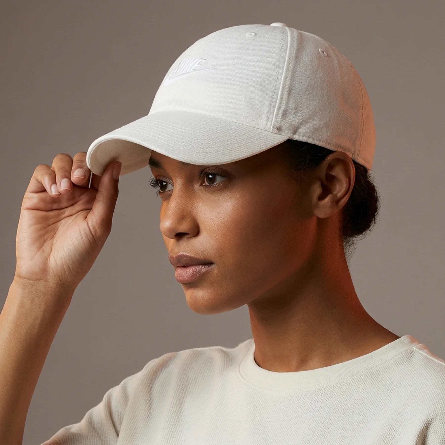 Кепка Nike Futura Curve Brim Cap (8A2902-X5C)