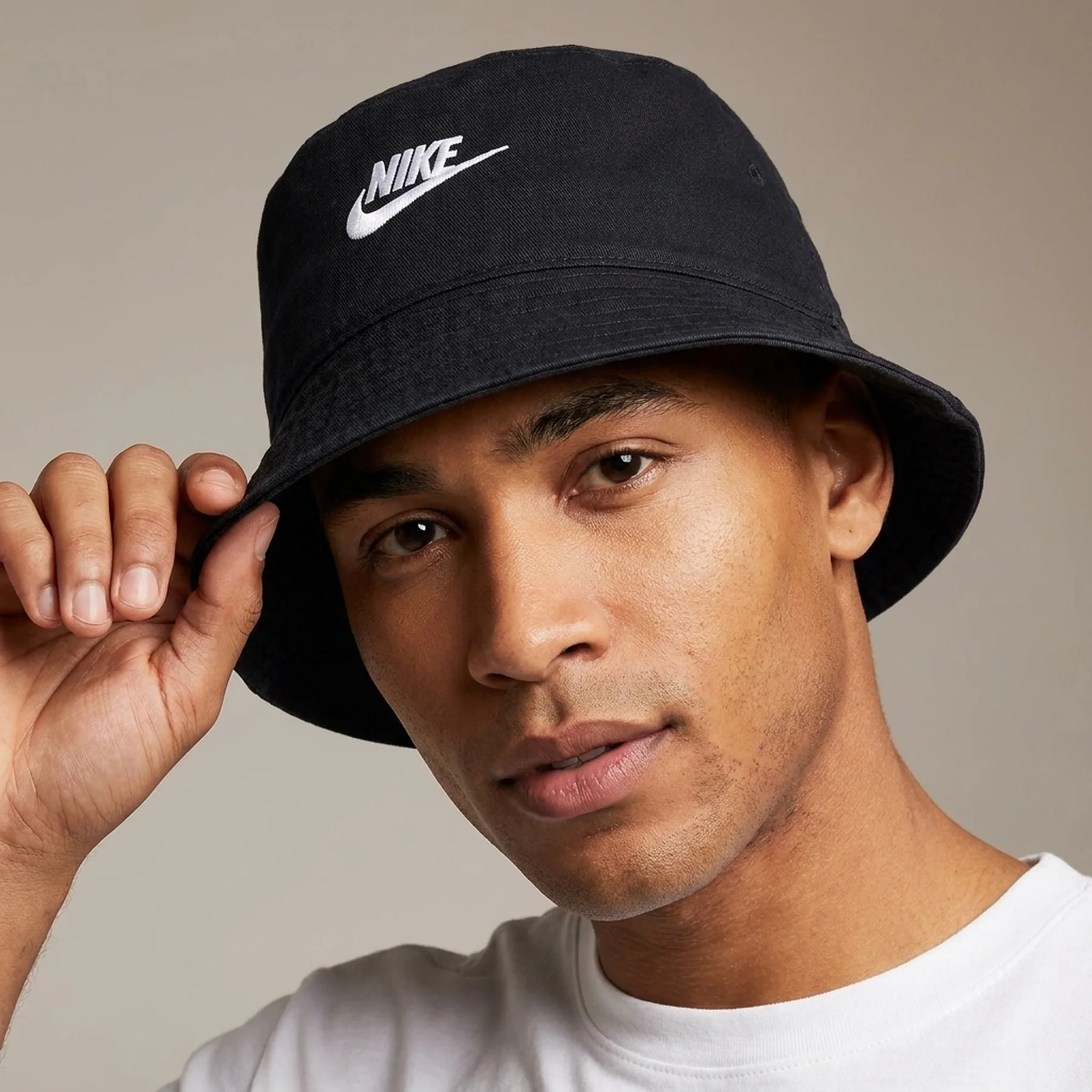 Кепка Nike Sportswear Bucket Cap (DC3967-010)