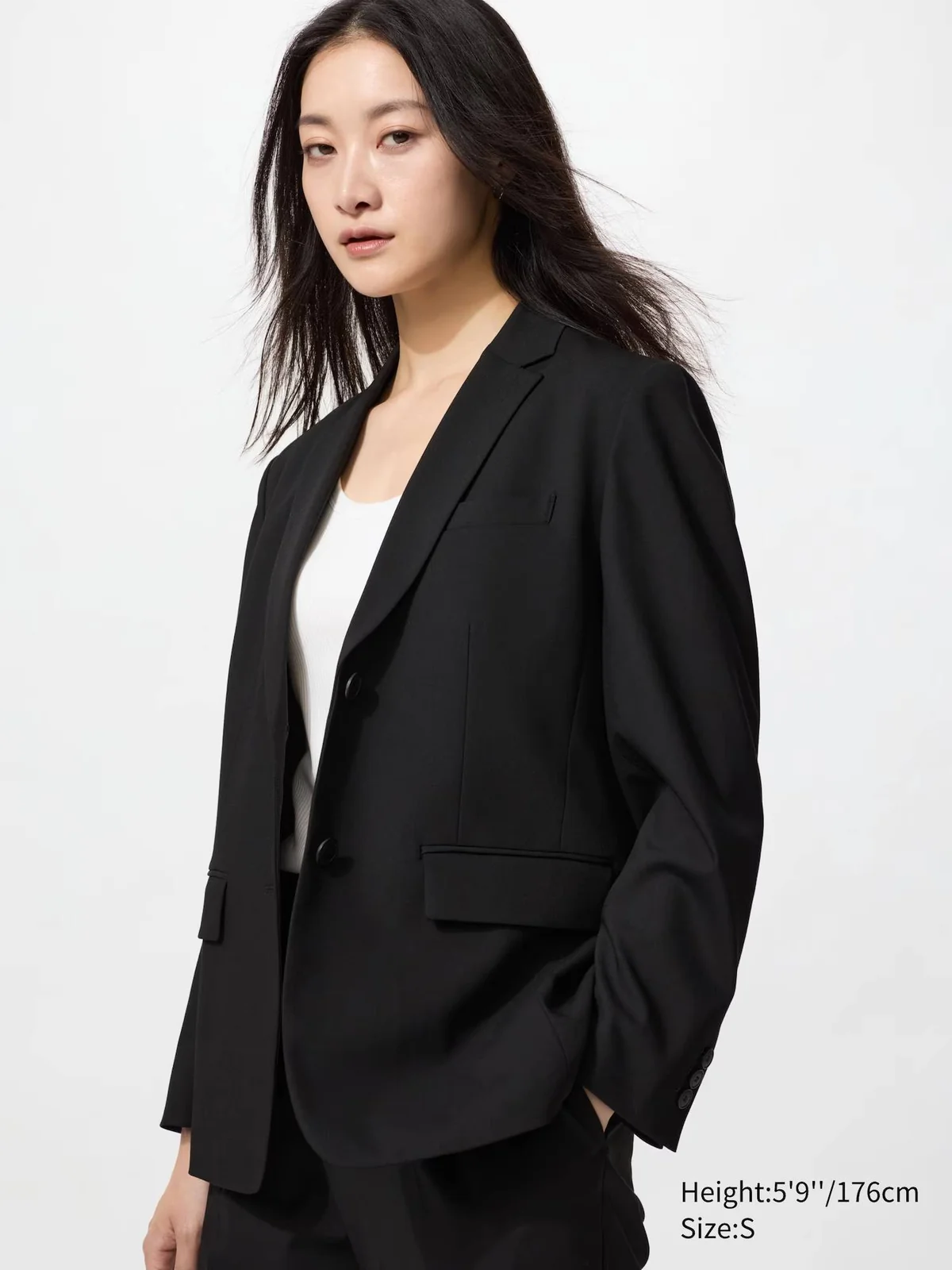 Класичний піджак UNIQLO на гудзиках 1159840043