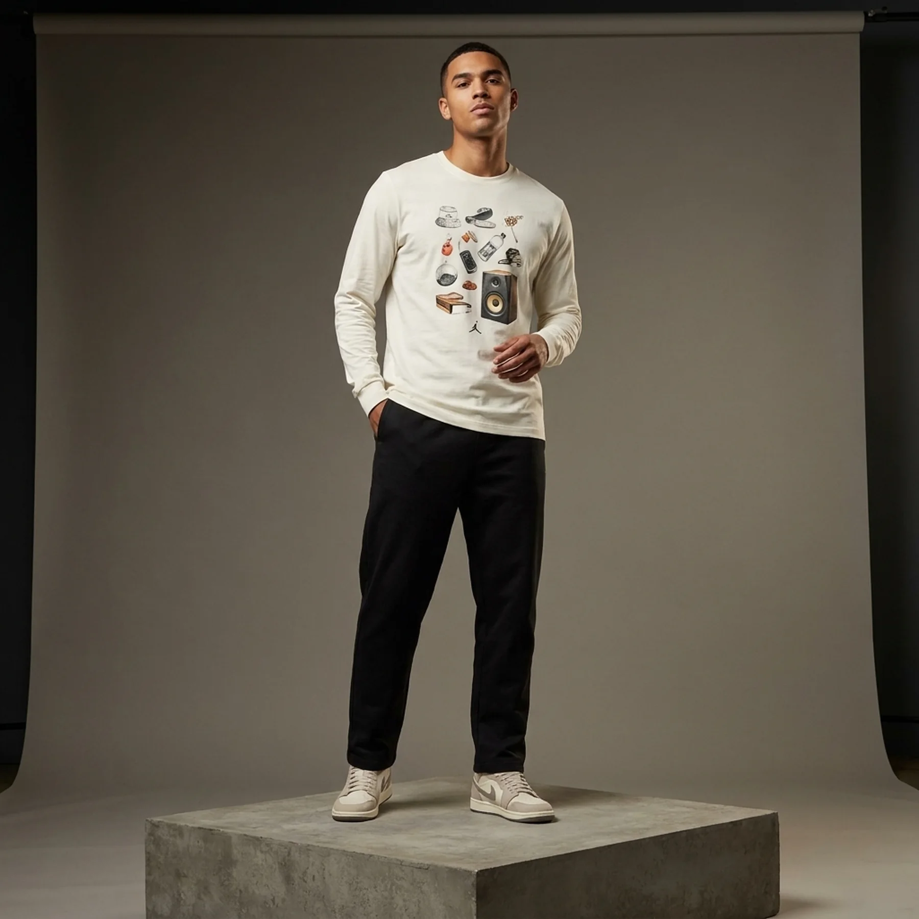 Кофта чоловіча Jordan Artist Series By Jacob Rochester Long-Sleeve (DV1474-141)