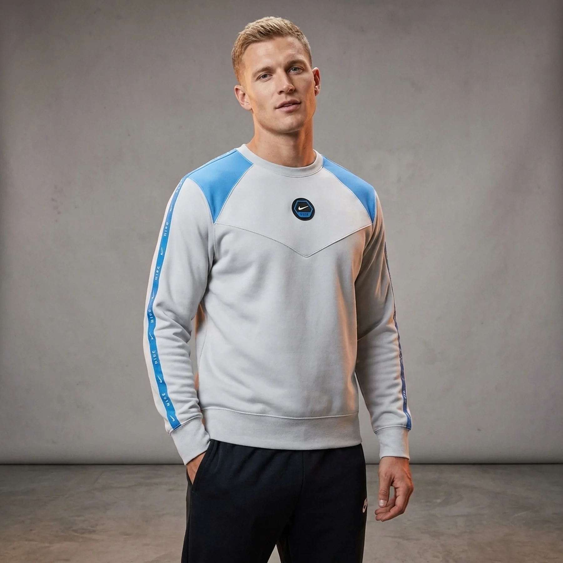 Кофта чоловіча Nike Dukserica Sportswear (IH4286-025)