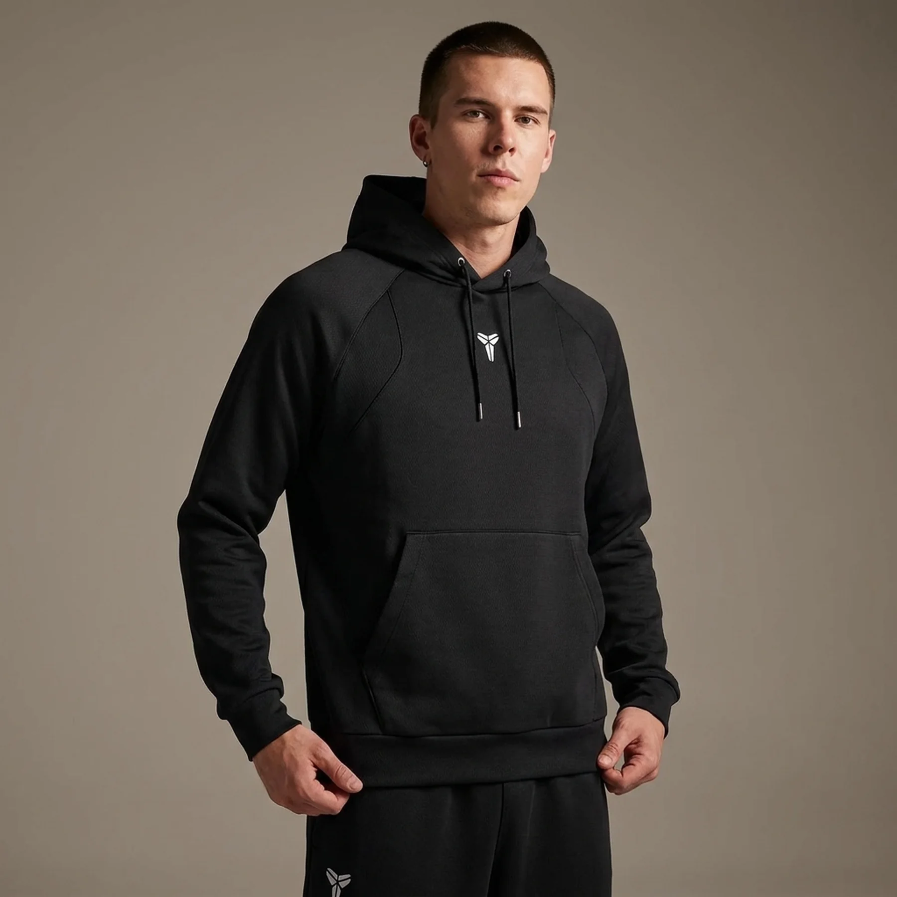 Кофта чоловіча Nike Kobe Therma-Fit Pullover Hoodie Black (HJ8109-010)