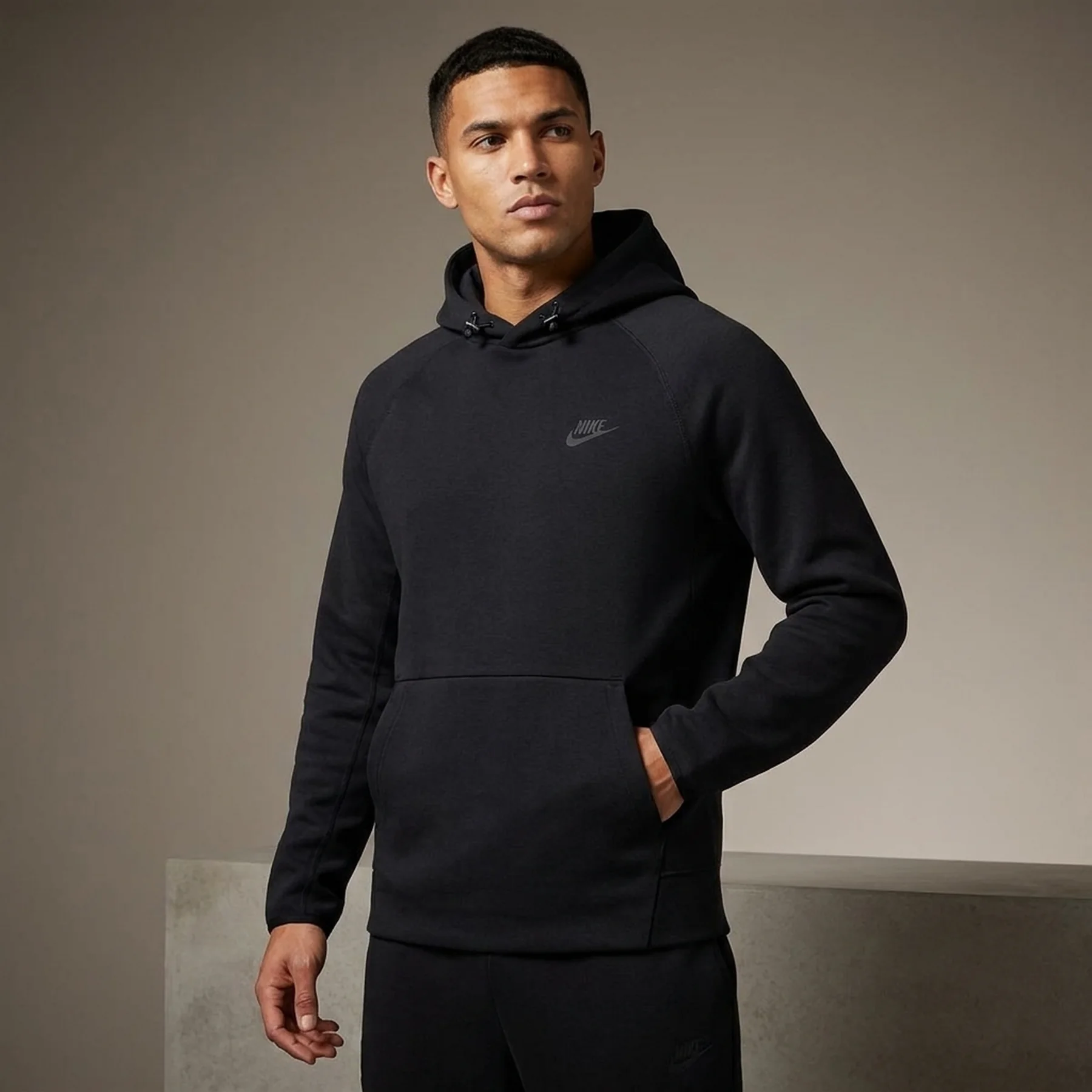 Кофта чоловіча Nike M Nk Tch Flc Po Hoodie (FB8016-010)