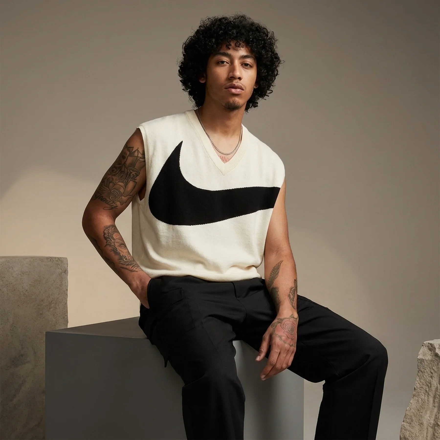 Кофта чоловіча Nike Nk Swoosh Sweater Vest (FD2873-113)