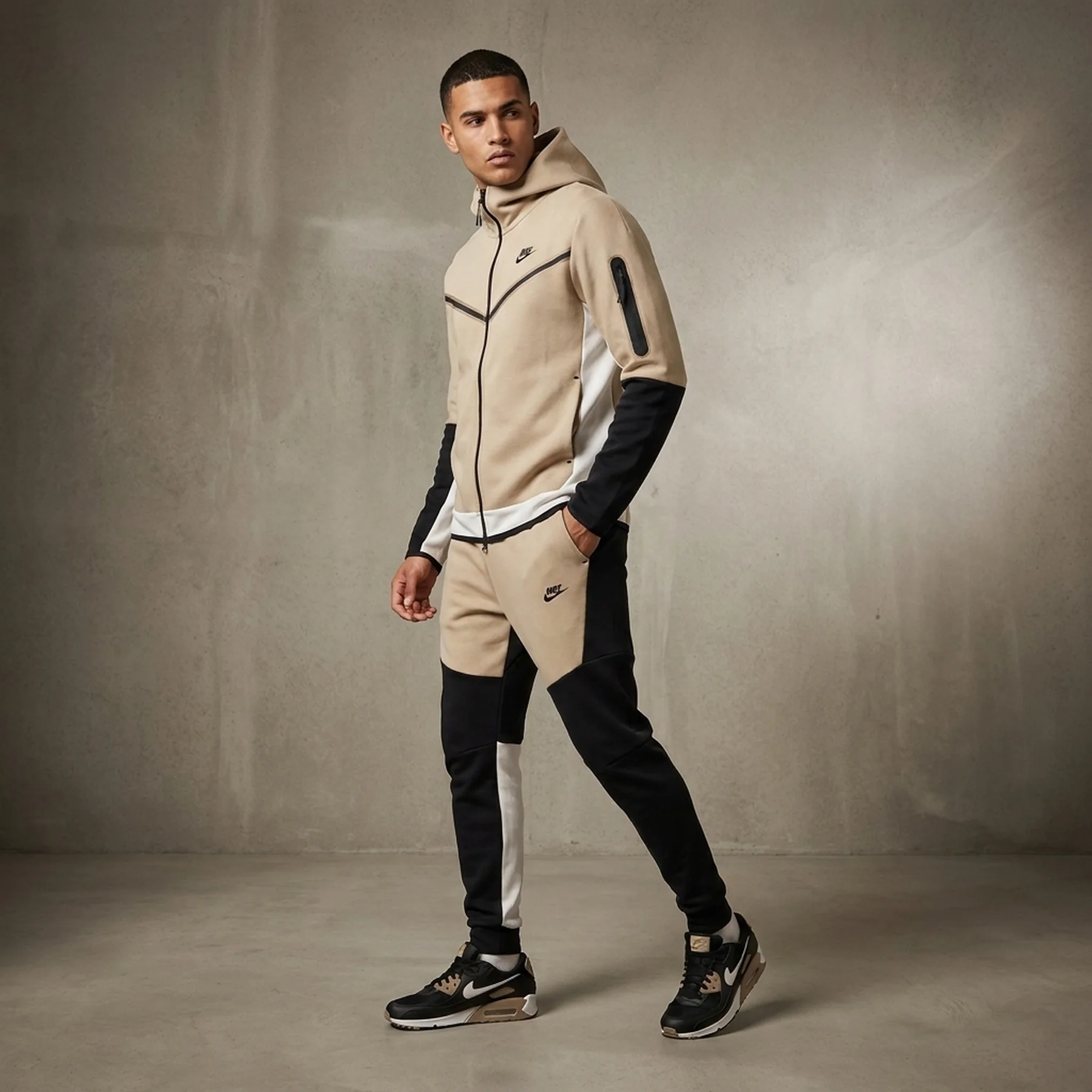 Кофта чоловіча Nike Sportswear Tech Fleece Windrunner Beige/Black (HV0949-114)