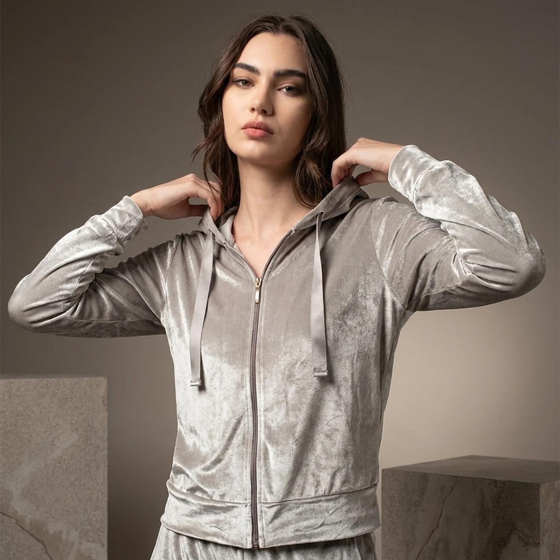 Кофта ONLBILLY LS VELOUR HOODIE JRS 15240646 Ash ONLY L Сірий