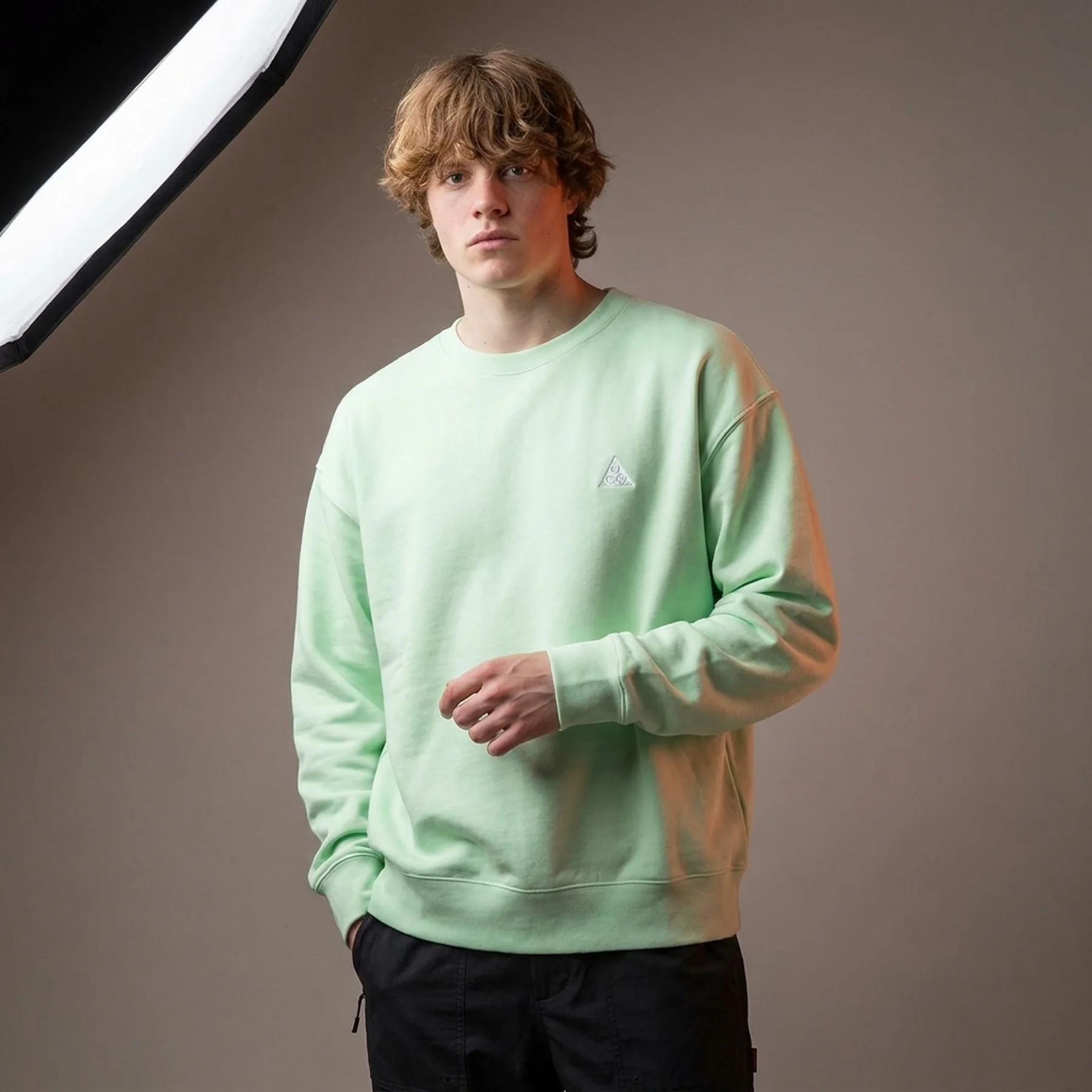 Кофта чоловіча Nike Acg Crewneck Vapor Green (DX9611-376)