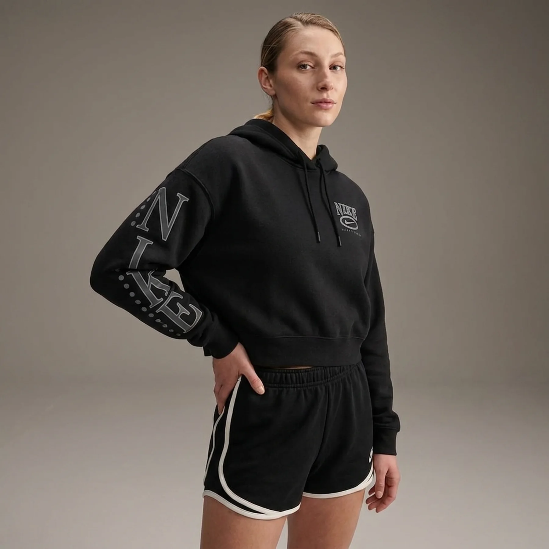 Кофта унісекс Nike Sportswear Club Fleece Oversized Graphic Crop Black (HJ0925-010)