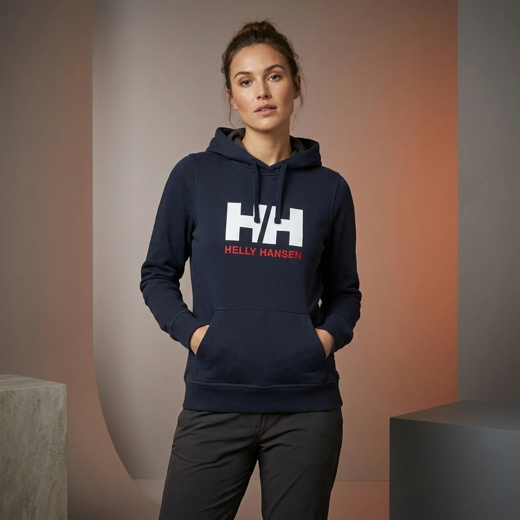 Кофта жіночі Helly Hansen Logo Hoodie (33978-597)