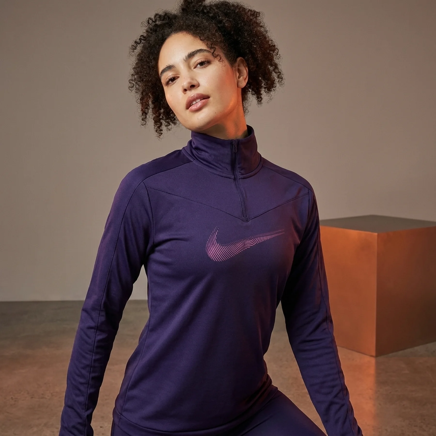 Кофта жіночі Nike Dri-Fit Swoosh (FB4687-555)