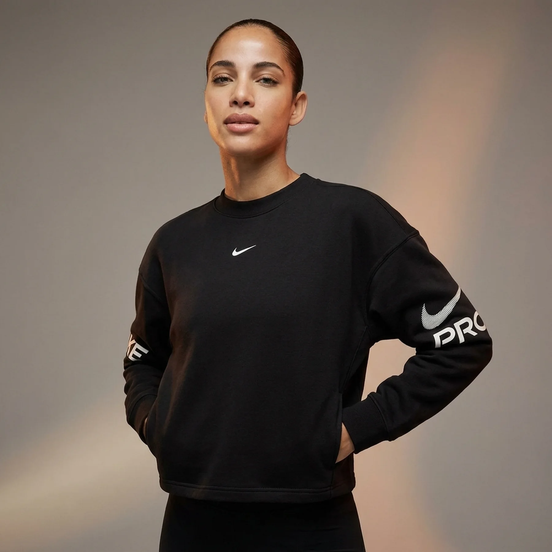 Кофта жіночі Nike Flc Crew Tt Hrx Black (HV3591-010)