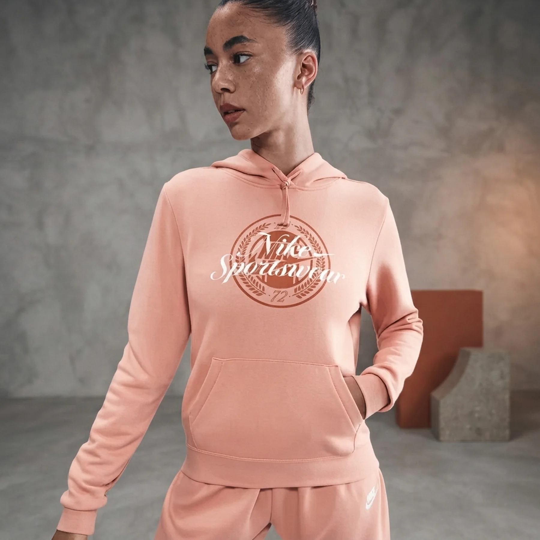 Кофта жіночі Nike Ls Peach (IH8496-688)