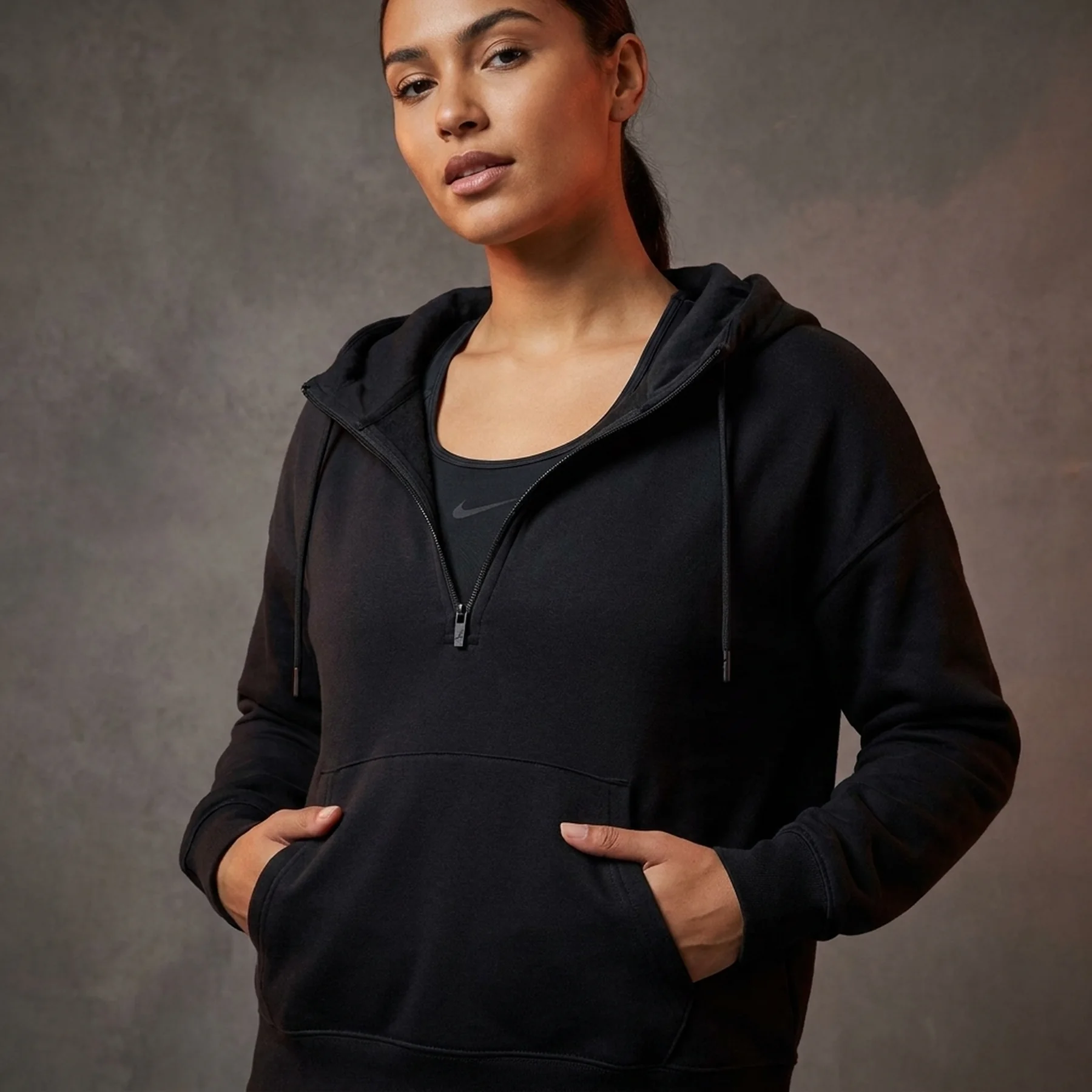 Кофта жіночі Nike Nsw Tp Tfadv Po Hoodie Black (DV8238-010)