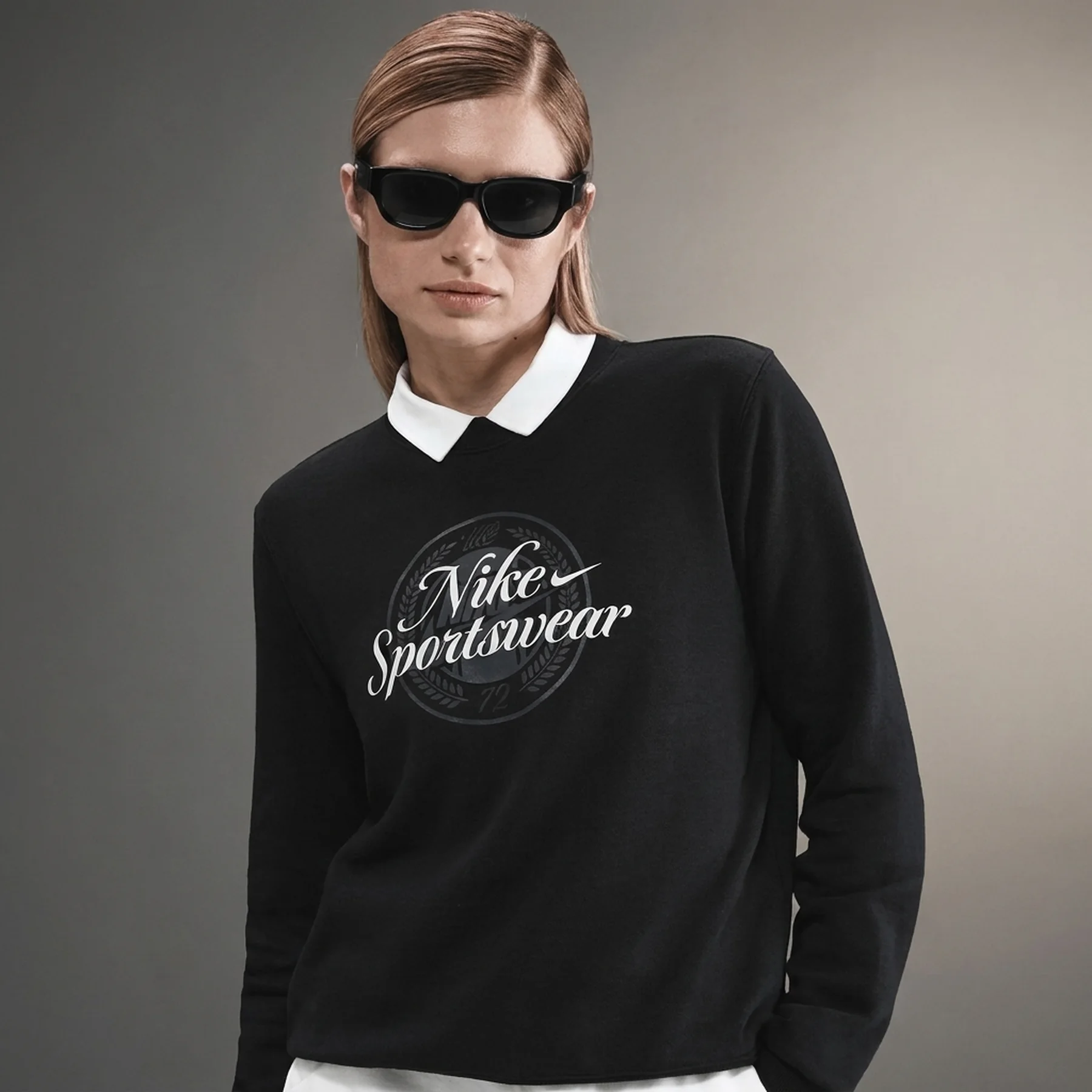 Кофта жіночі Nike Sportswear Club Fleece Graphic Crew Black (HV2342-010)