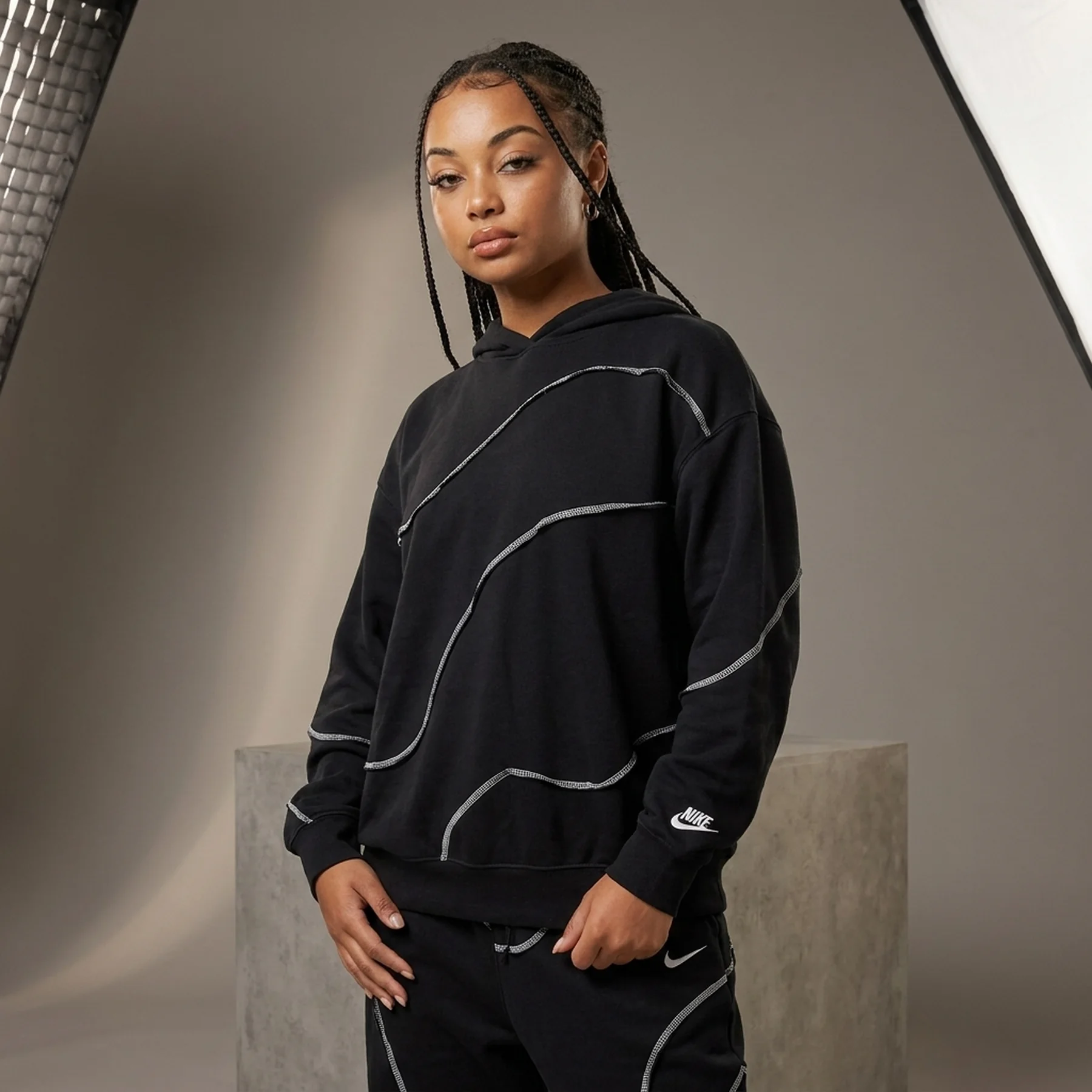 Кофта жіночі Nike Sportswear (DM6644-010)