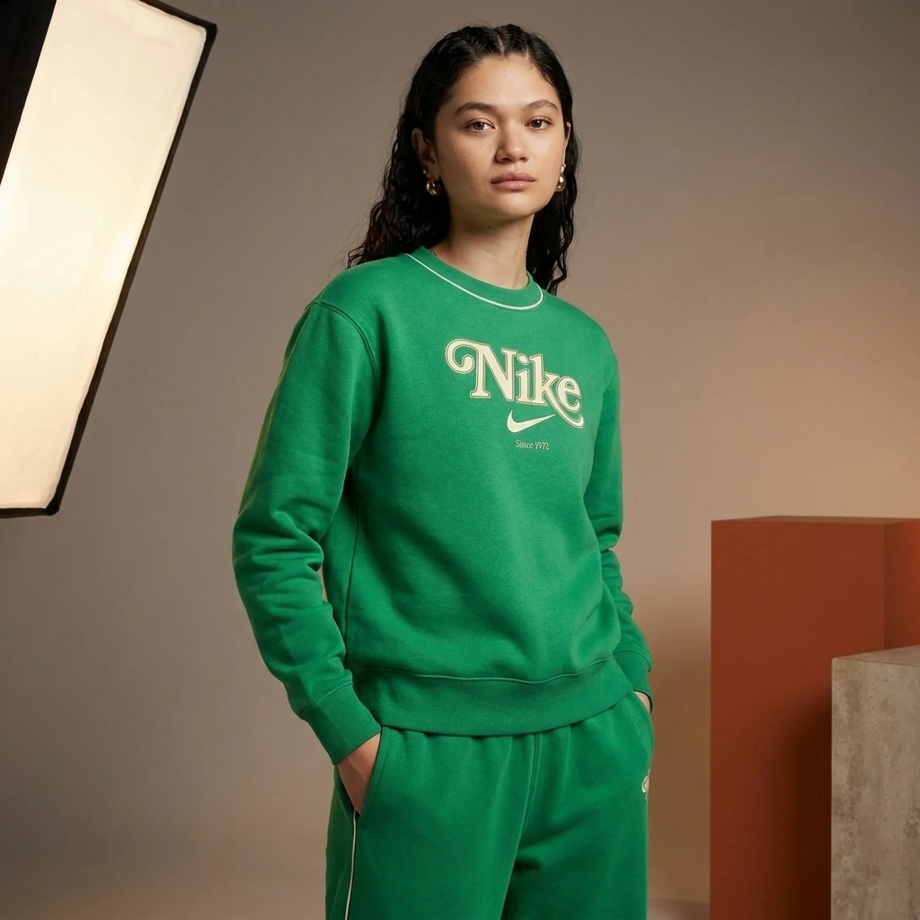 Кофта жіночі Nike Sportswear Fleece-Sweatshirt Green (HJ3976-365)