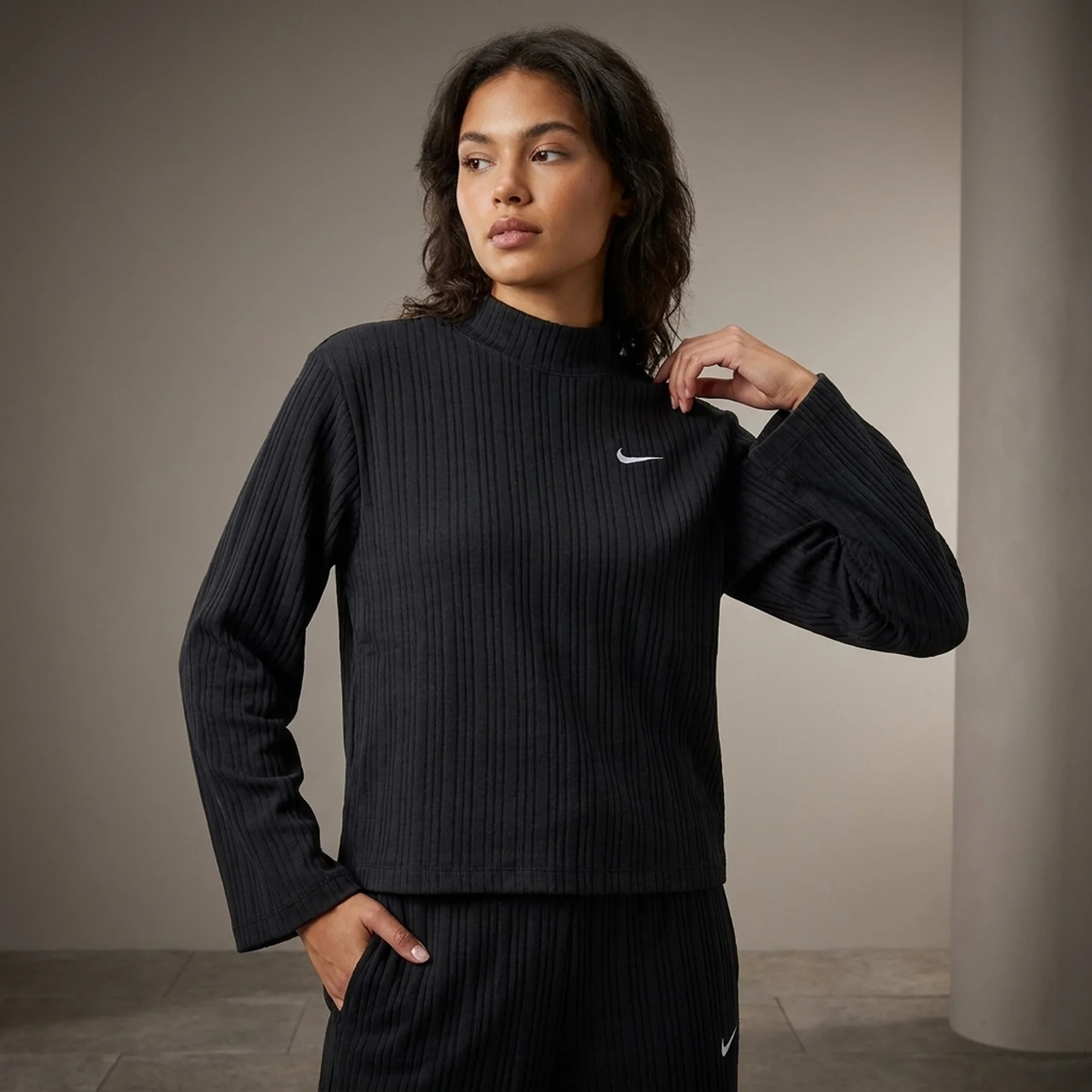 Кофта жіночі Nike Sportswear Ribbed Jersey Black (DM6399-010)