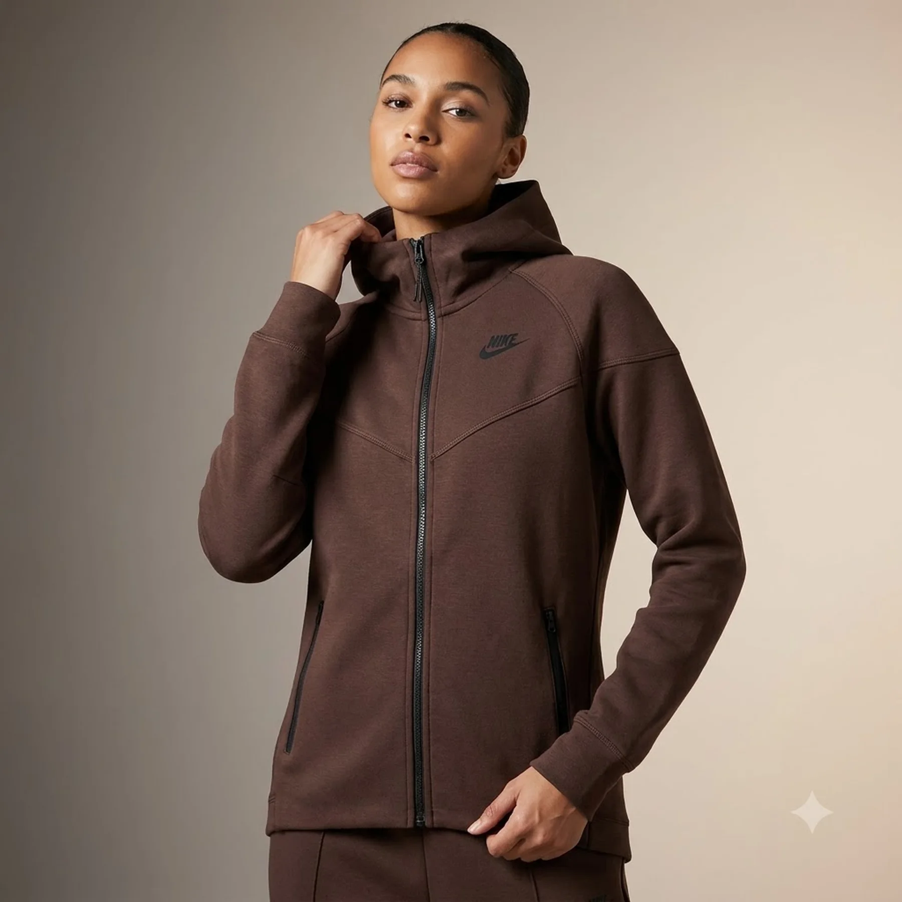 Кофта жіночі Nike Sportswear Tech Fleece Brown (FB8338-237)