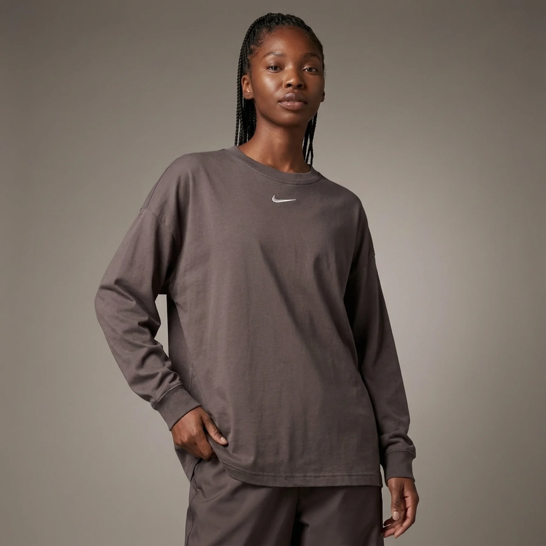 Кофта жіночі Nike T-Shirt Sportswear Brown (HF0989-254)