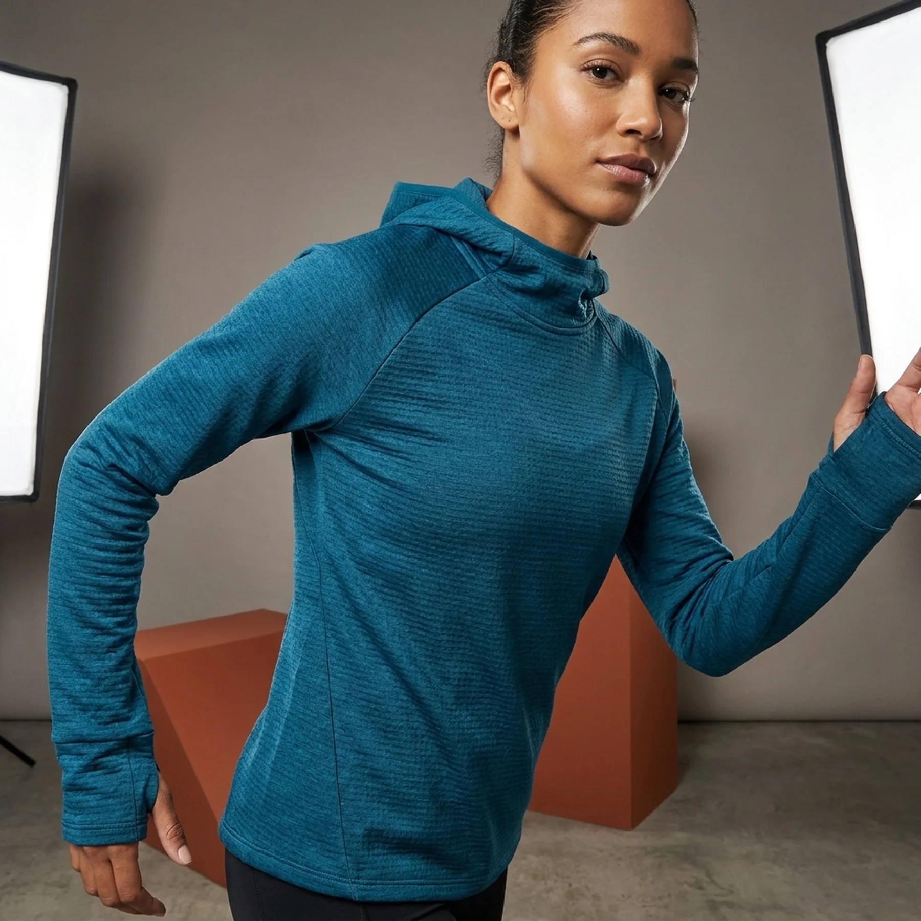 Кофта жіночі Nike Therma-Fit Adv Run Division Womens Running Mid Layer Blue (DQ6649-460)
