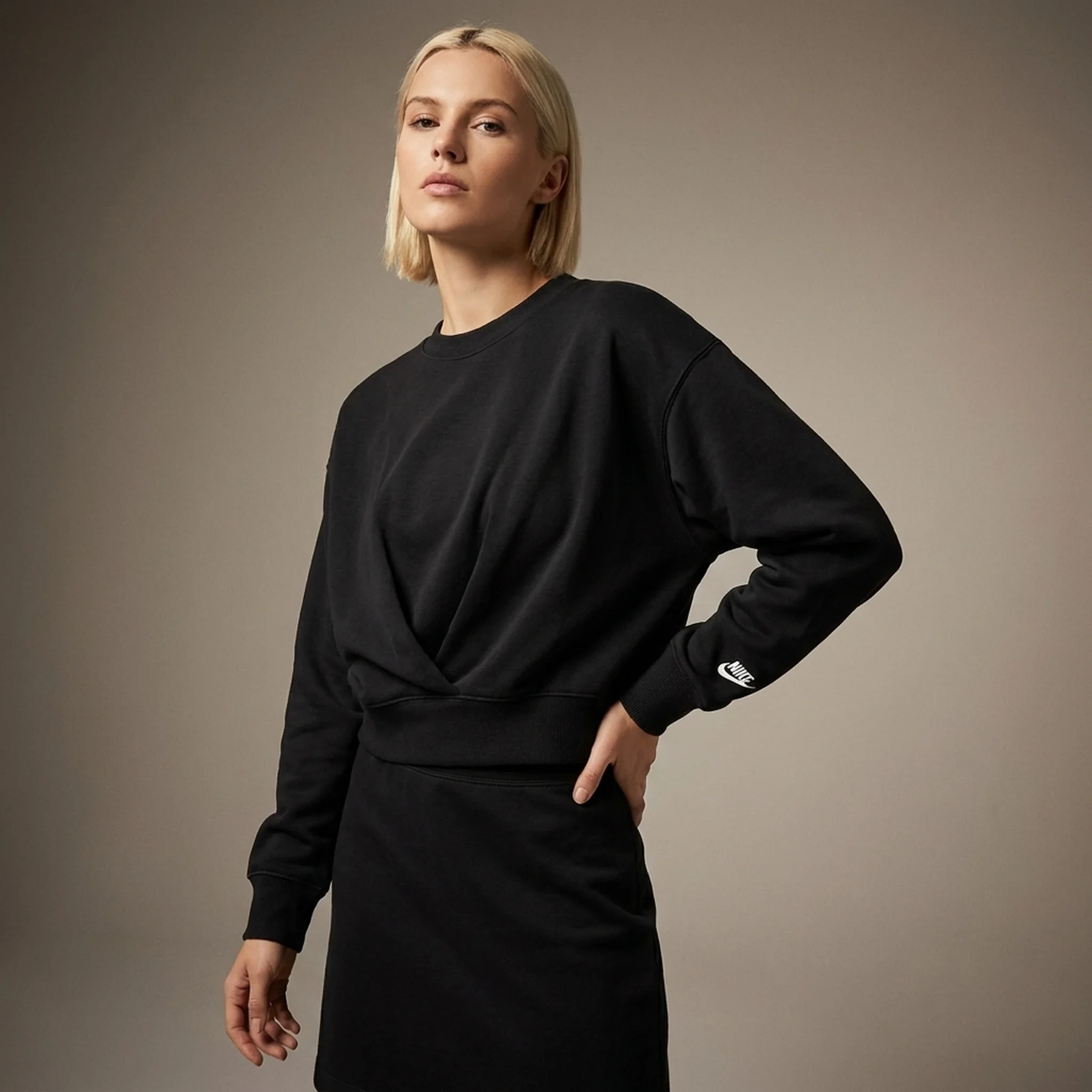 Кофта жіночі Nike W Nsw Drape Crew Sc (DV8208-010)