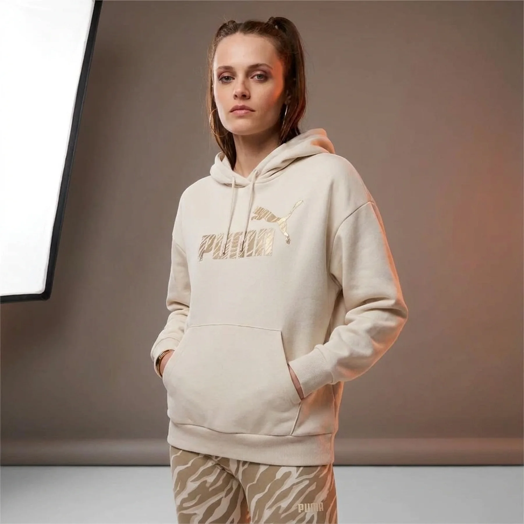 Кофта жіночі Puma Ess+ Animal Hoodie Beige (681492-87)