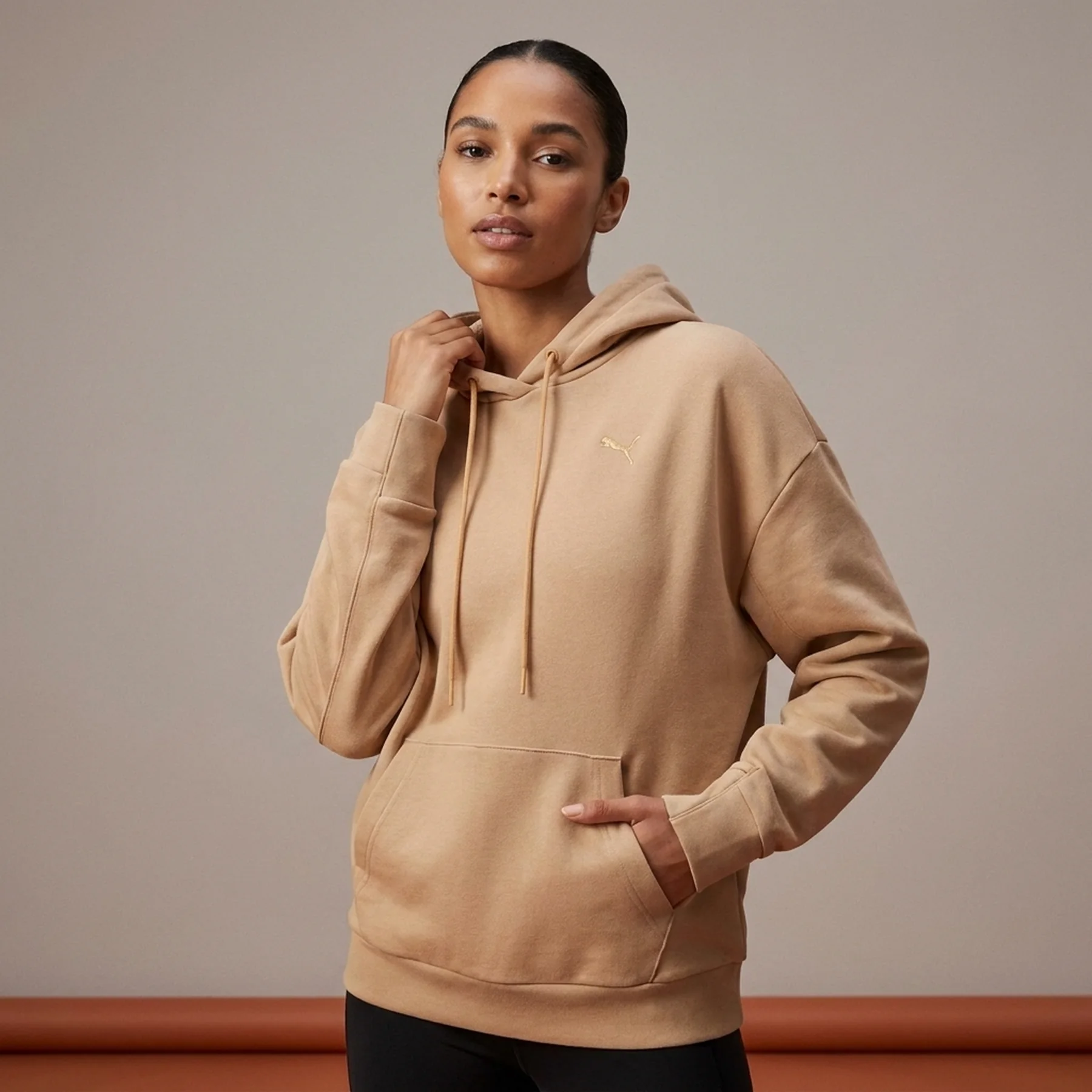 Кофта жіночі Puma Relaxed Hoodie (68505763)