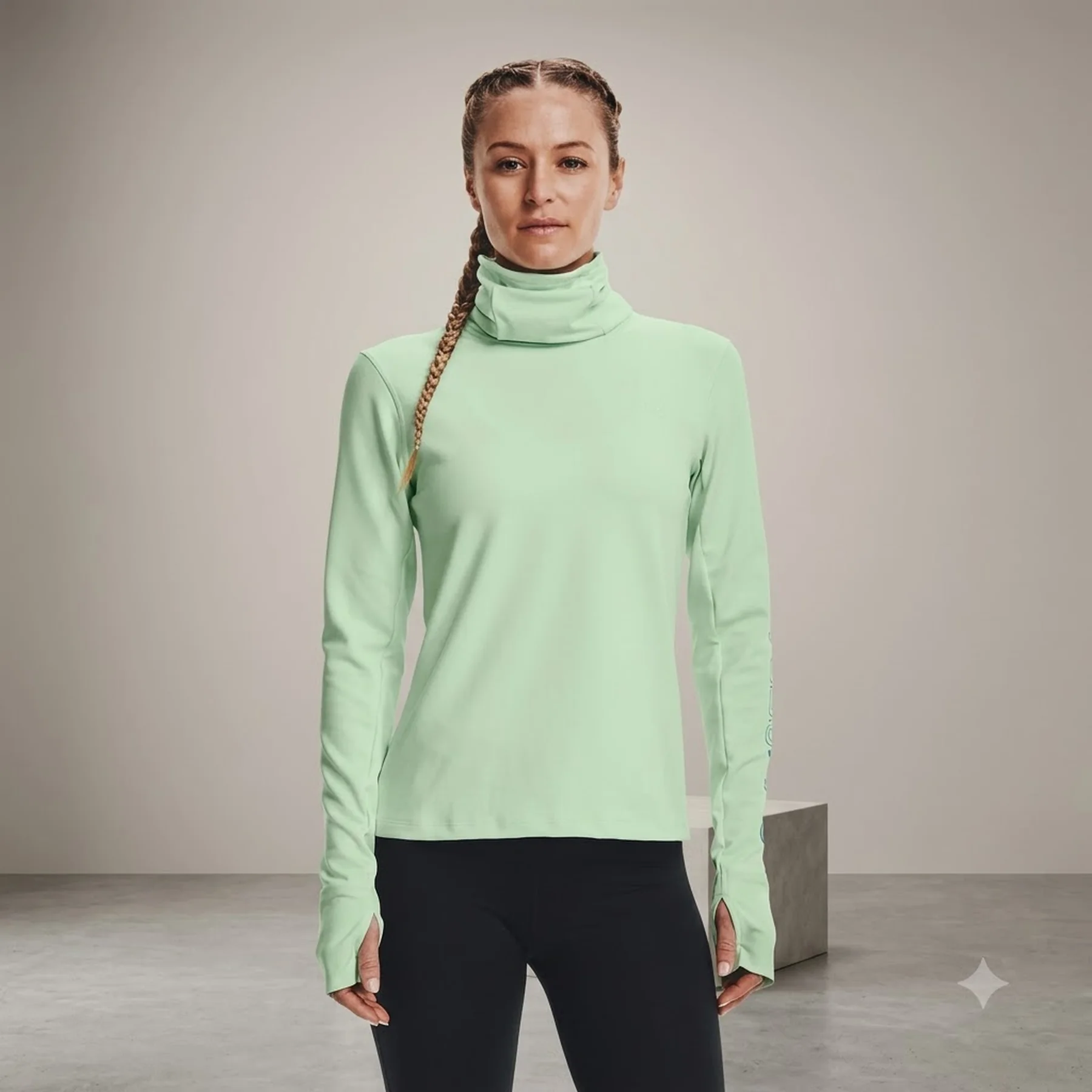 Кофта жіночі Under Armour Empowered Funnel Top Green (1365636-335)