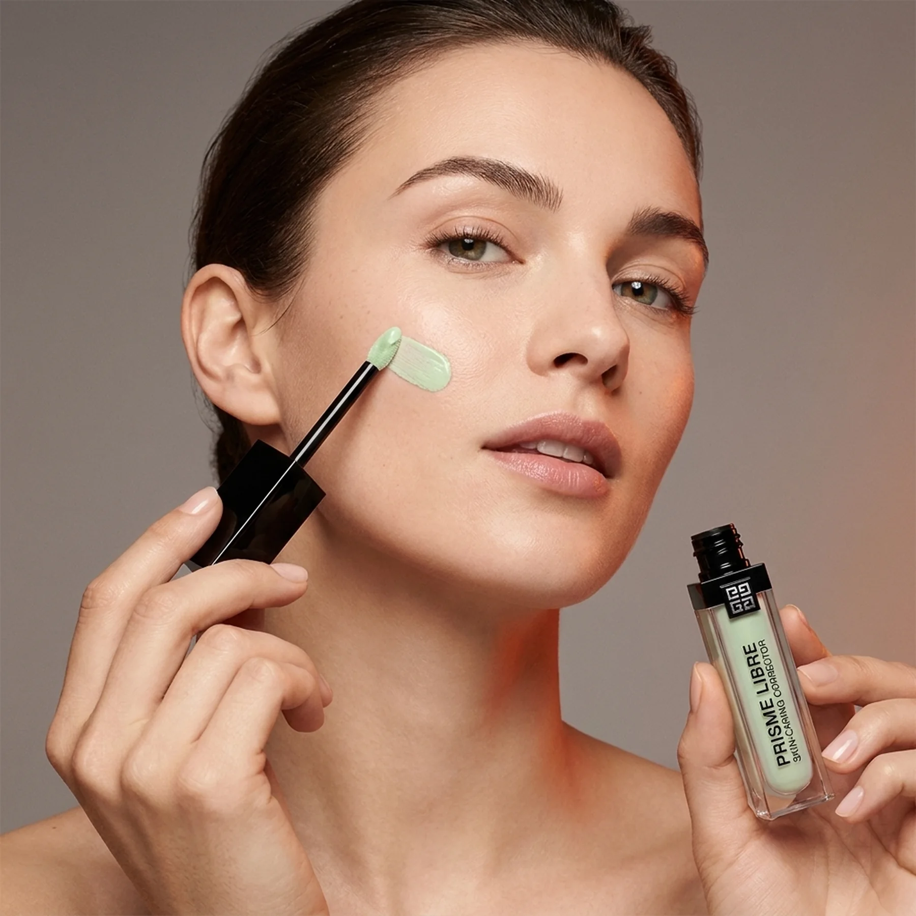 Корректор Givenchy Prisme Libre Corrector Green