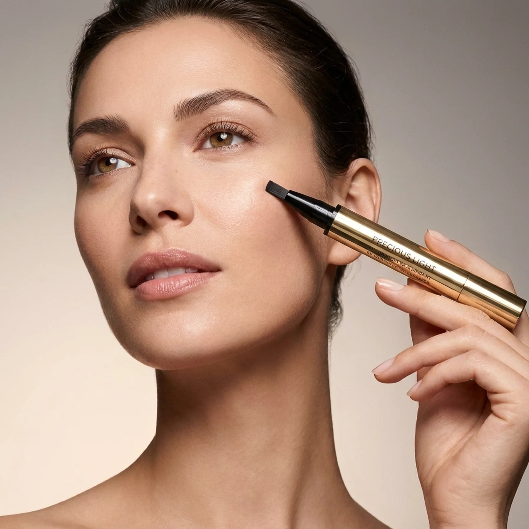 Корректор Guerlain Precious Light 1.5 мл 02 Beige Moyen