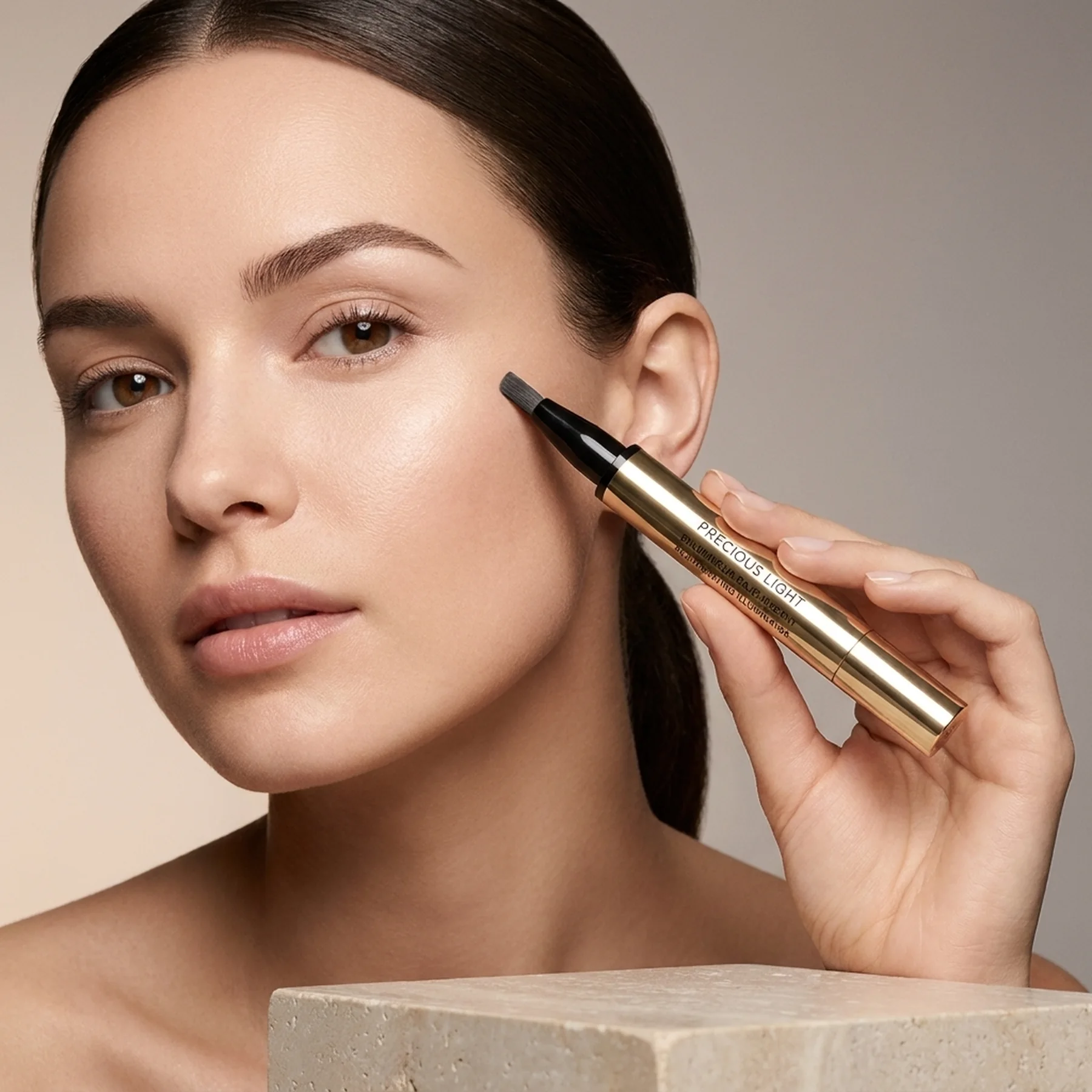 Корректор Guerlain Precious Light 1.5 мл 02 Beige Moyen