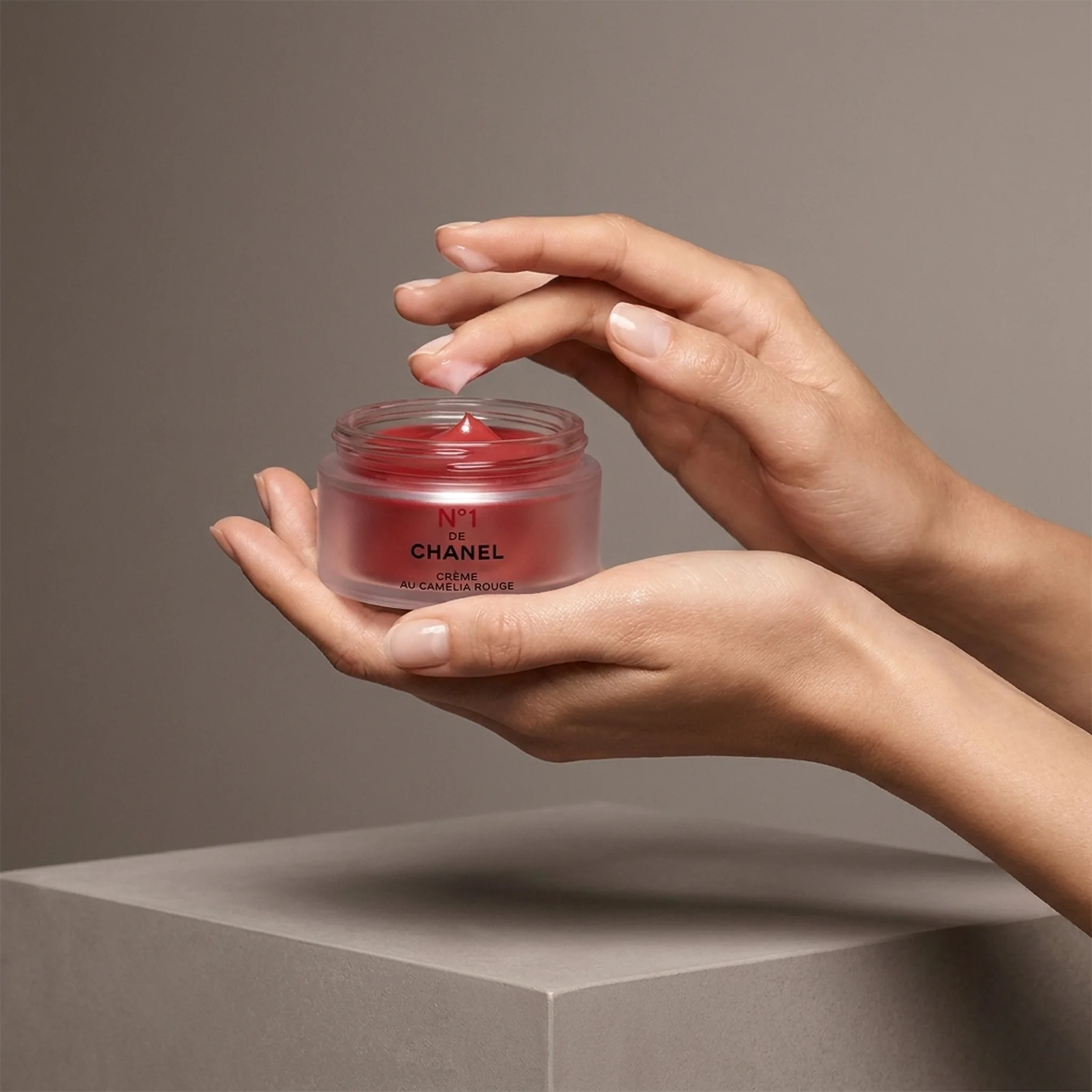 Крем CHANEL N°1 Red Camellia Cream 50 мл