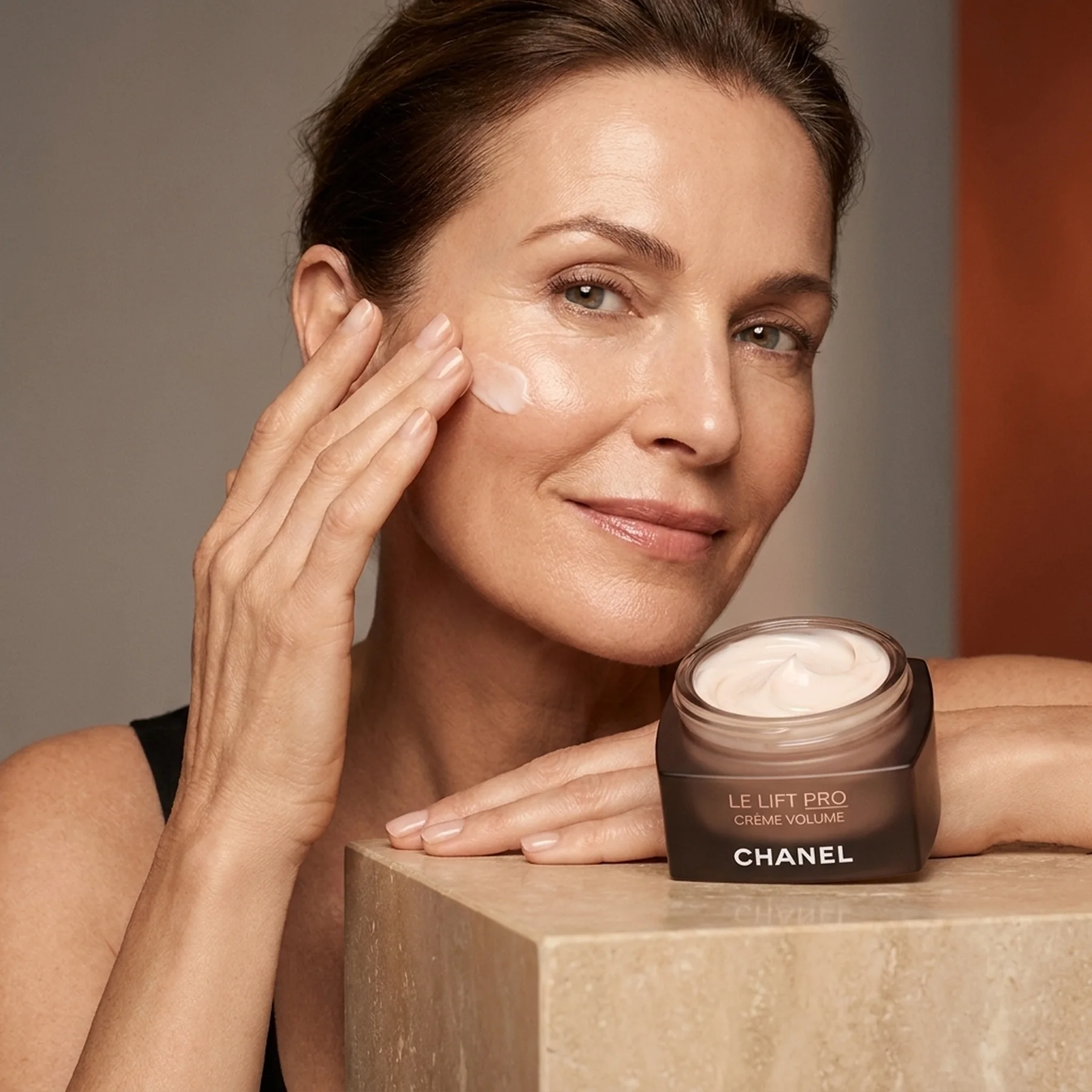 Крем для лица CHANEL Le Lift Pro Cream Volume 50 мл