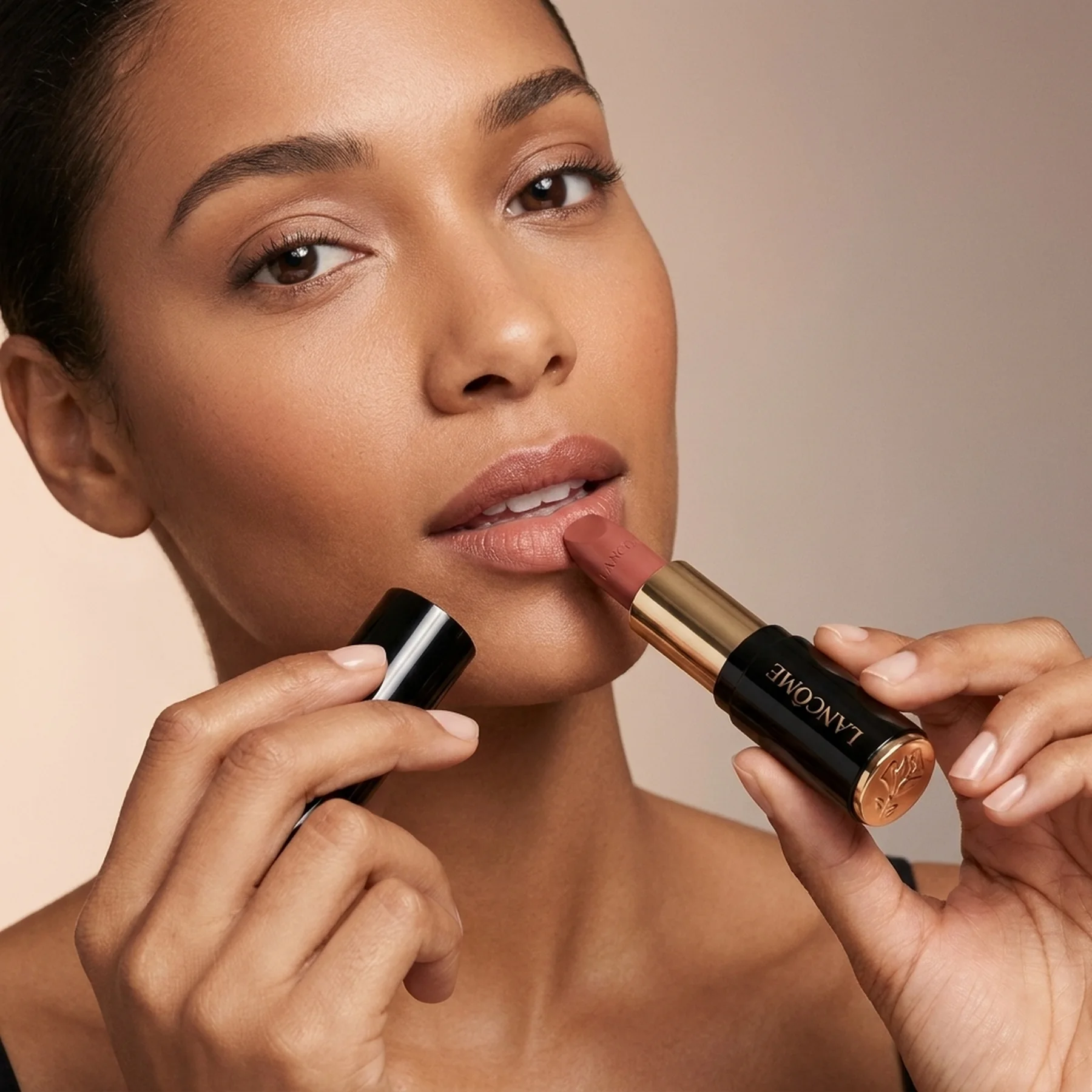 Кремовая помада Lancome L'Absolu Rouge Cream 3.4 г 253 Mademoiselle Amanda