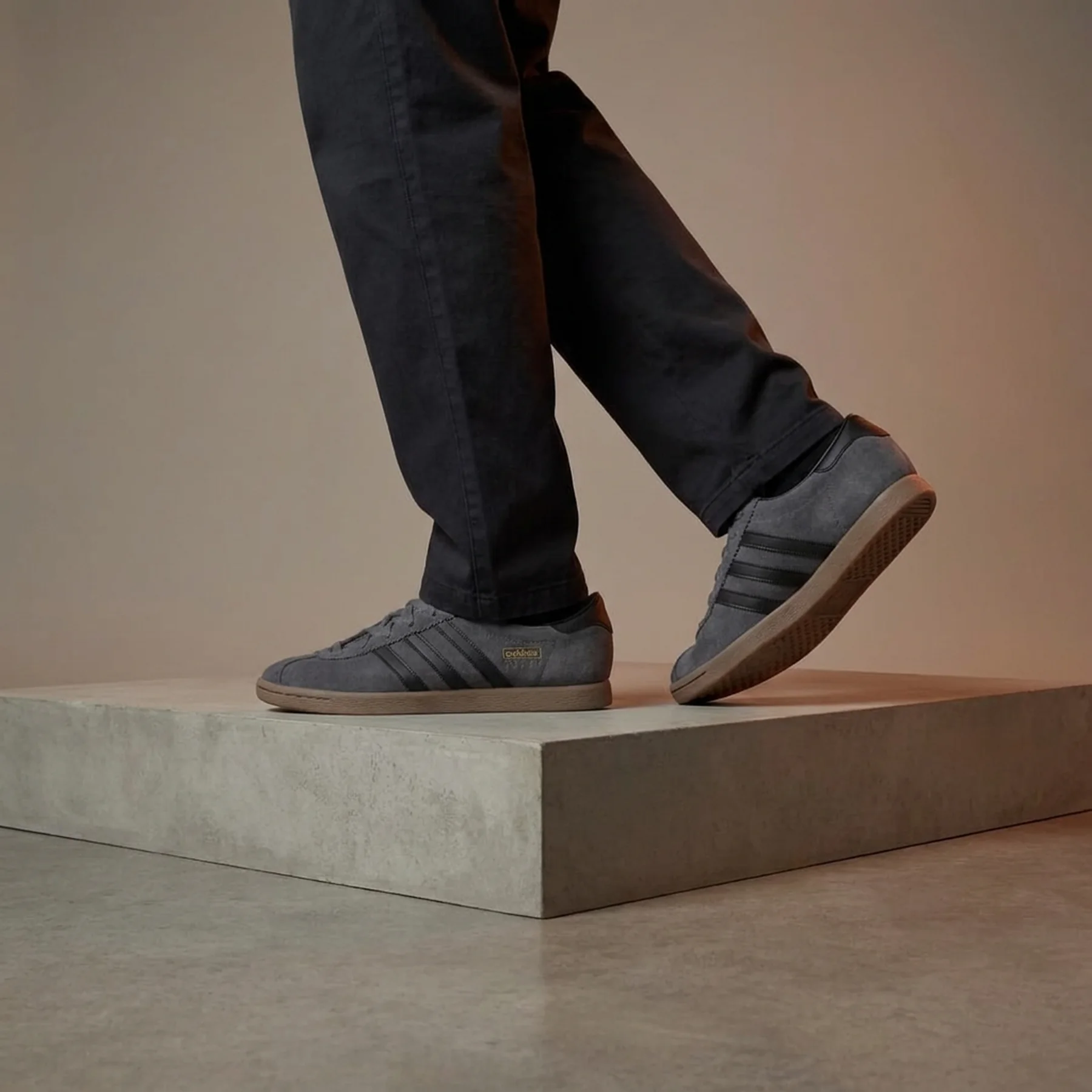 Кросівки ADIDAS STADT