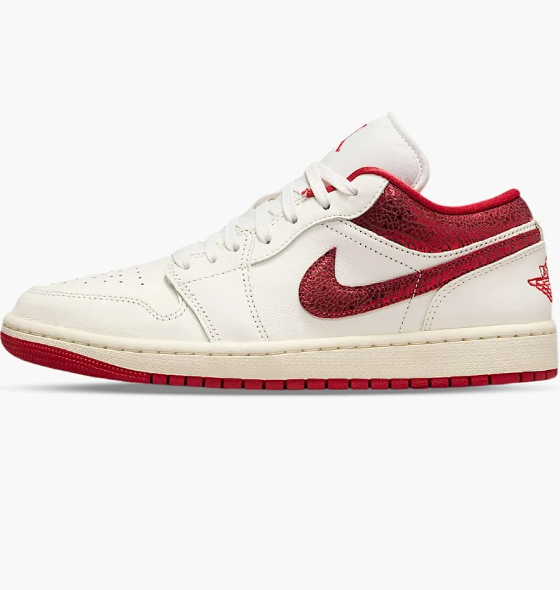 Кросівки Air Jordan 1 Low SE