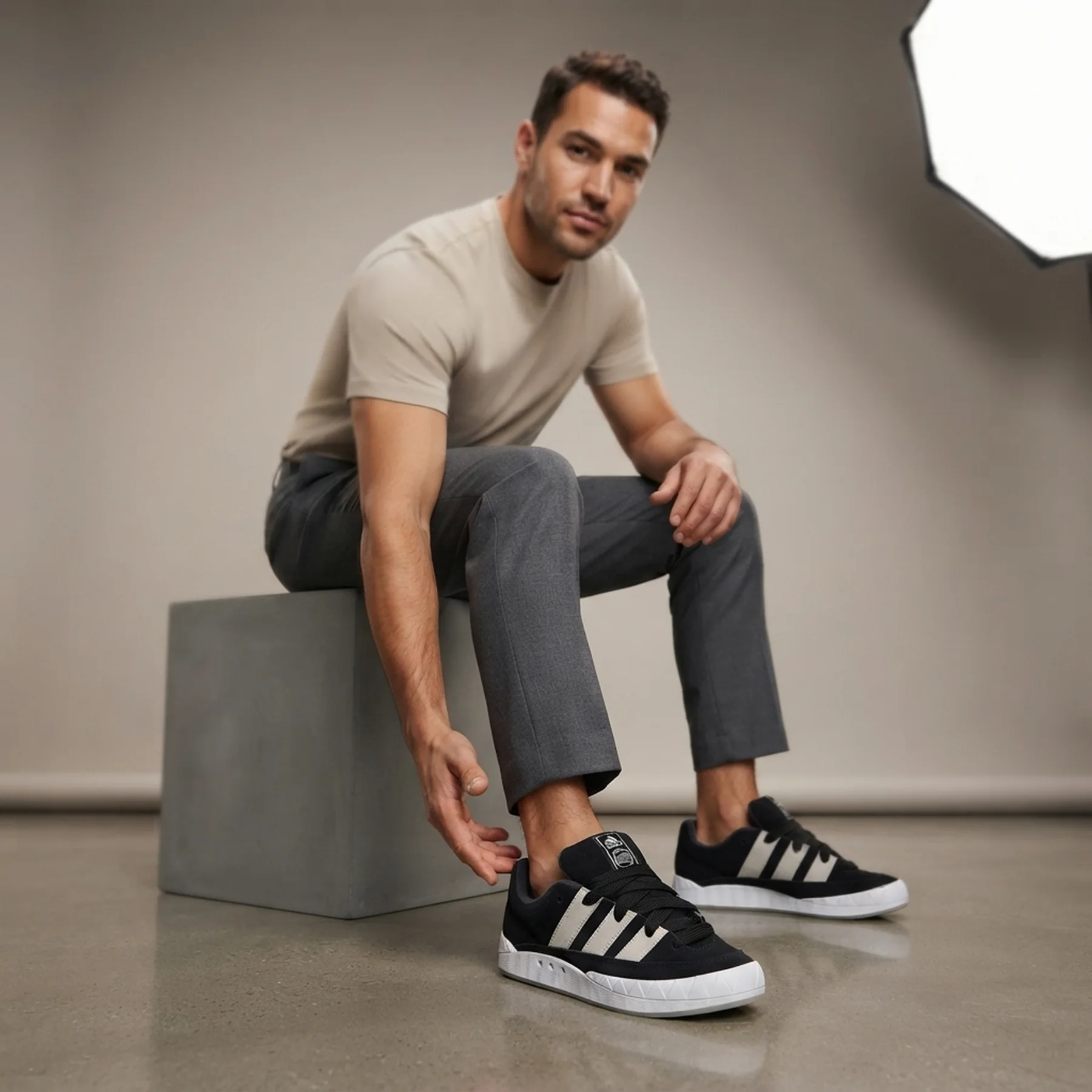 Кросівки чоловічі Adidas Adimatic (ID8265)
