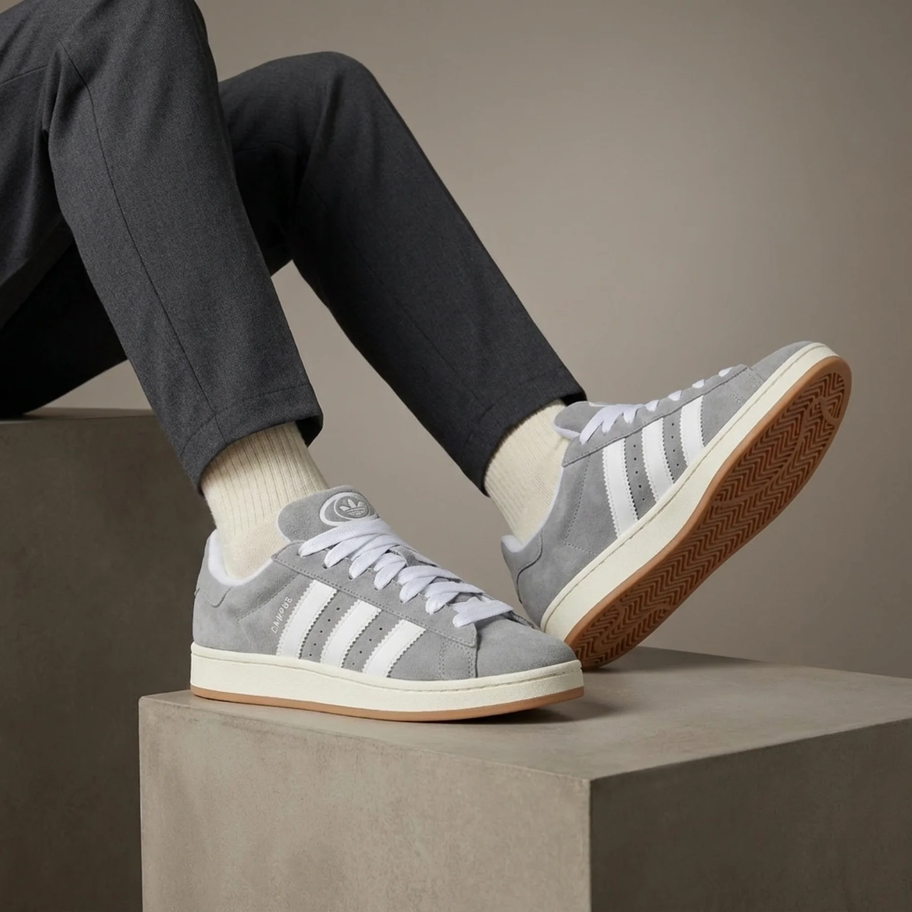 Кросівки чоловічі Adidas Campus 00S (HQ8707)