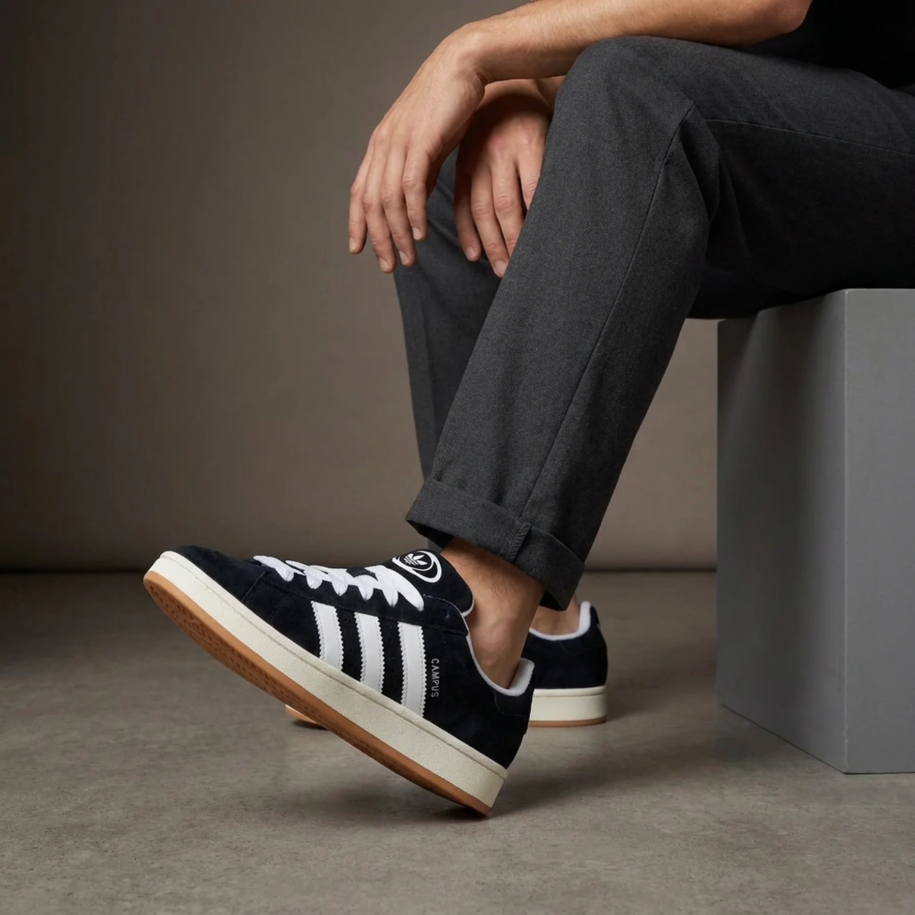 Кросівки чоловічі Adidas Campus 00S Shoes (HQ8708)