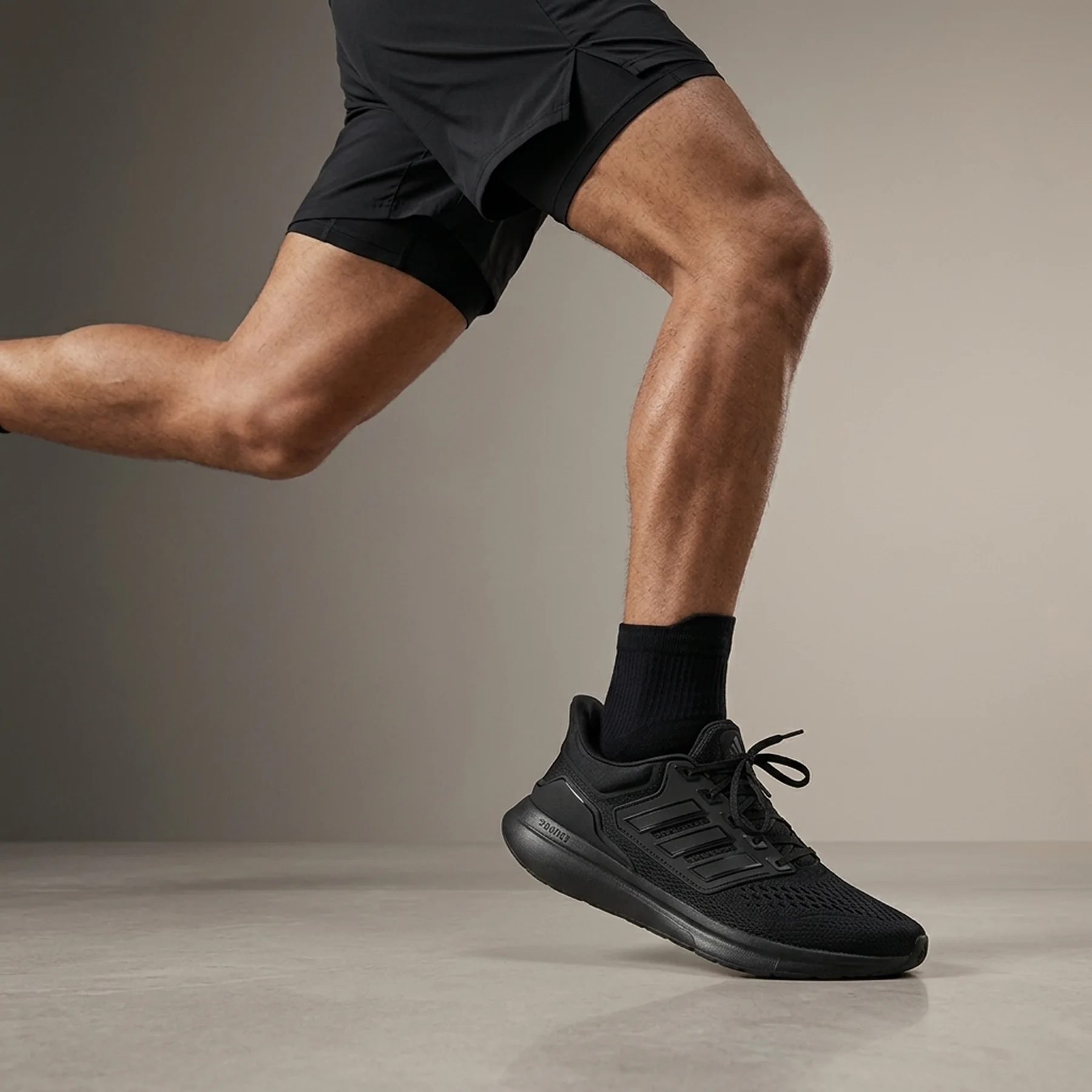 Кросівки чоловічі Adidas Eq21 Performance (H00521)