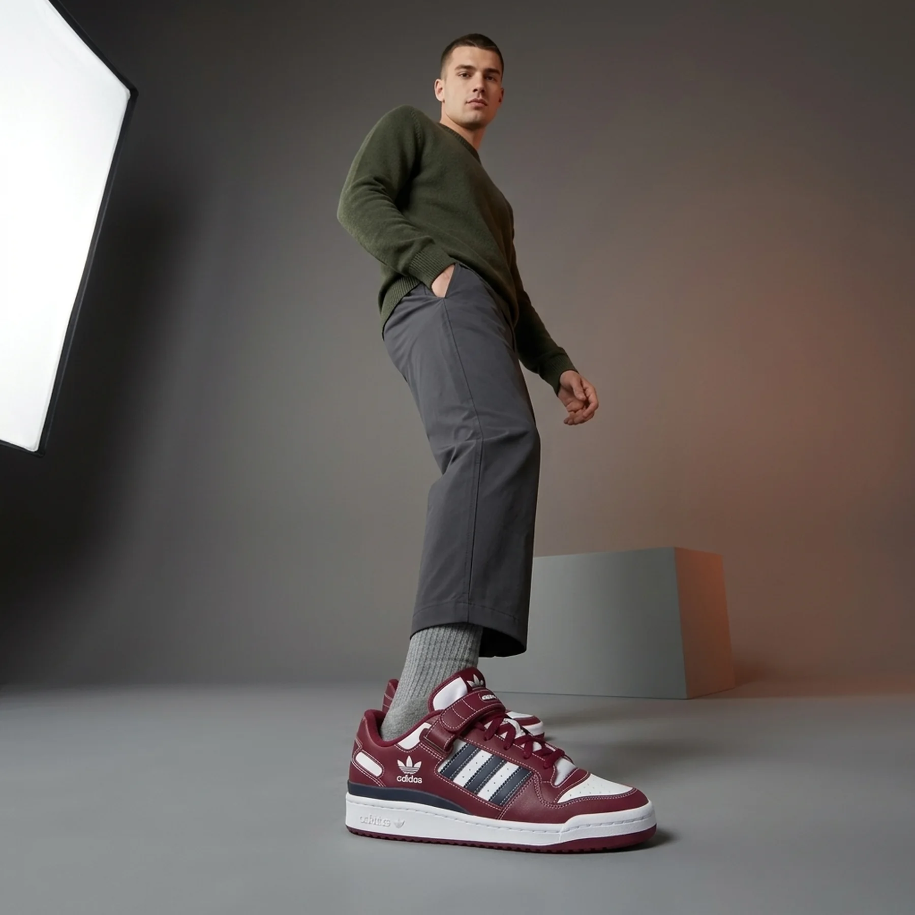 Кросівки чоловічі Adidas Forum Low (H03811)