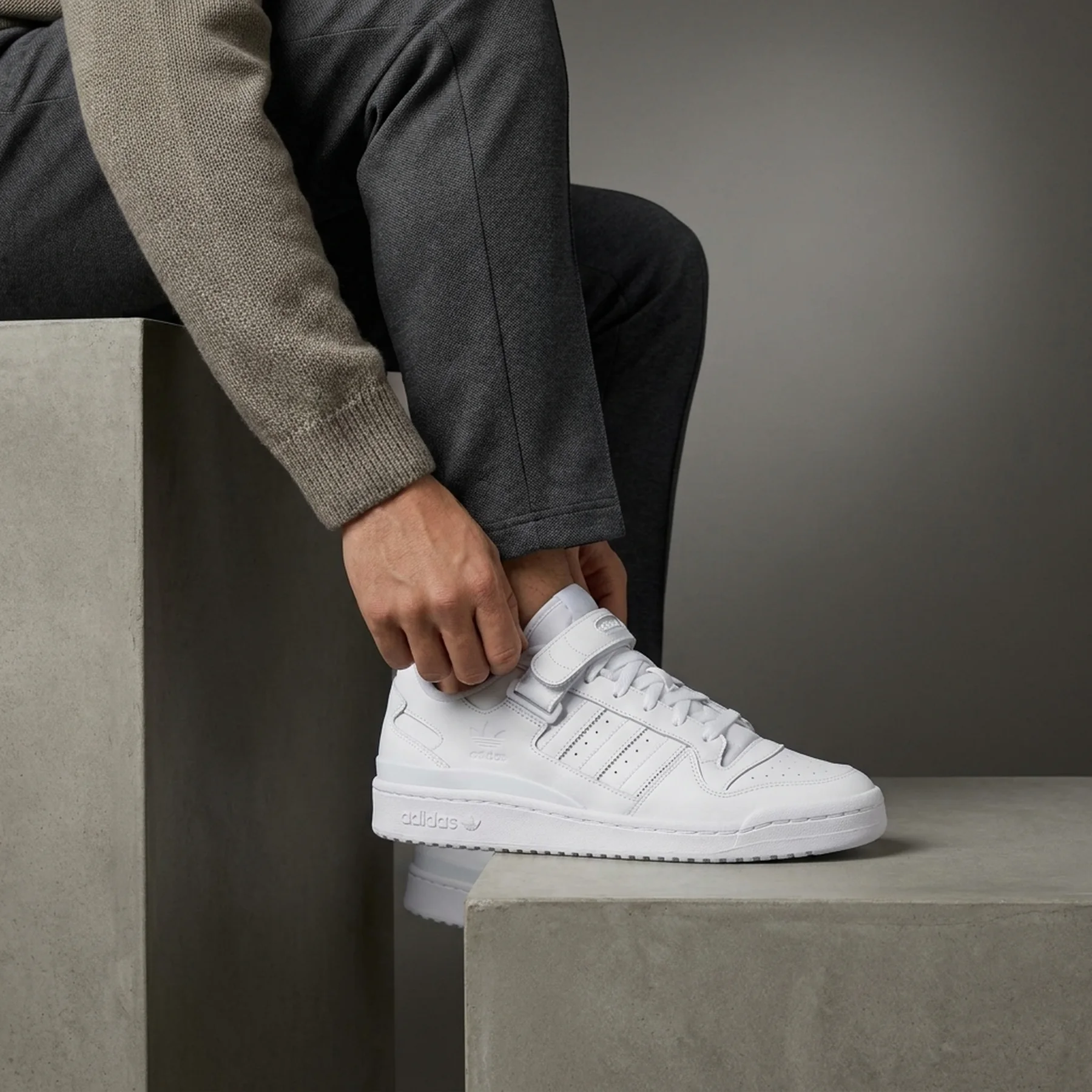 Кросівки чоловічі Adidas Forum Low Originals (FY7755)