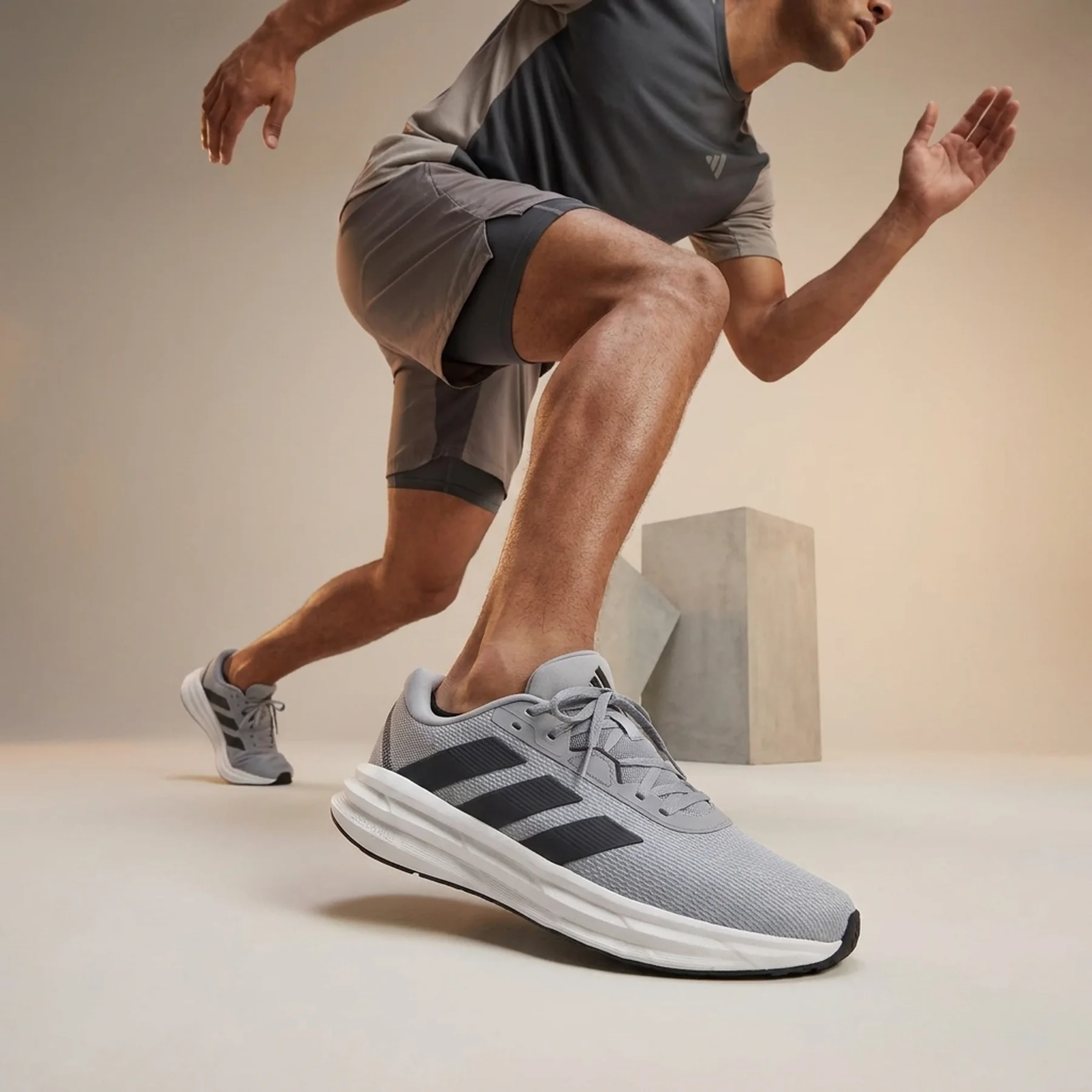 Кросівки чоловічі Adidas Galaxy 7 Running Grey (ID8754)