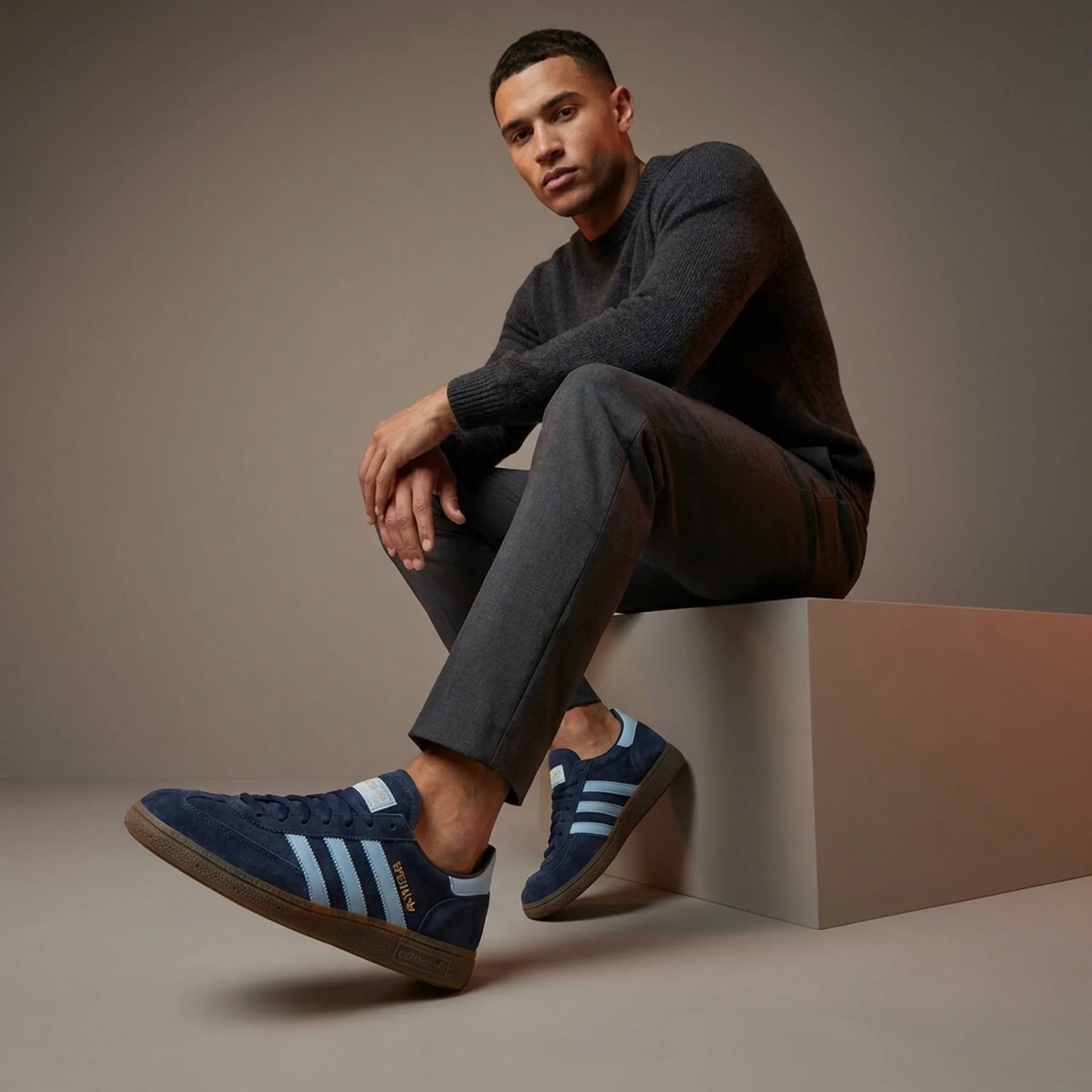 Кросівки чоловічі Adidas Handball Spezial (BD7633)