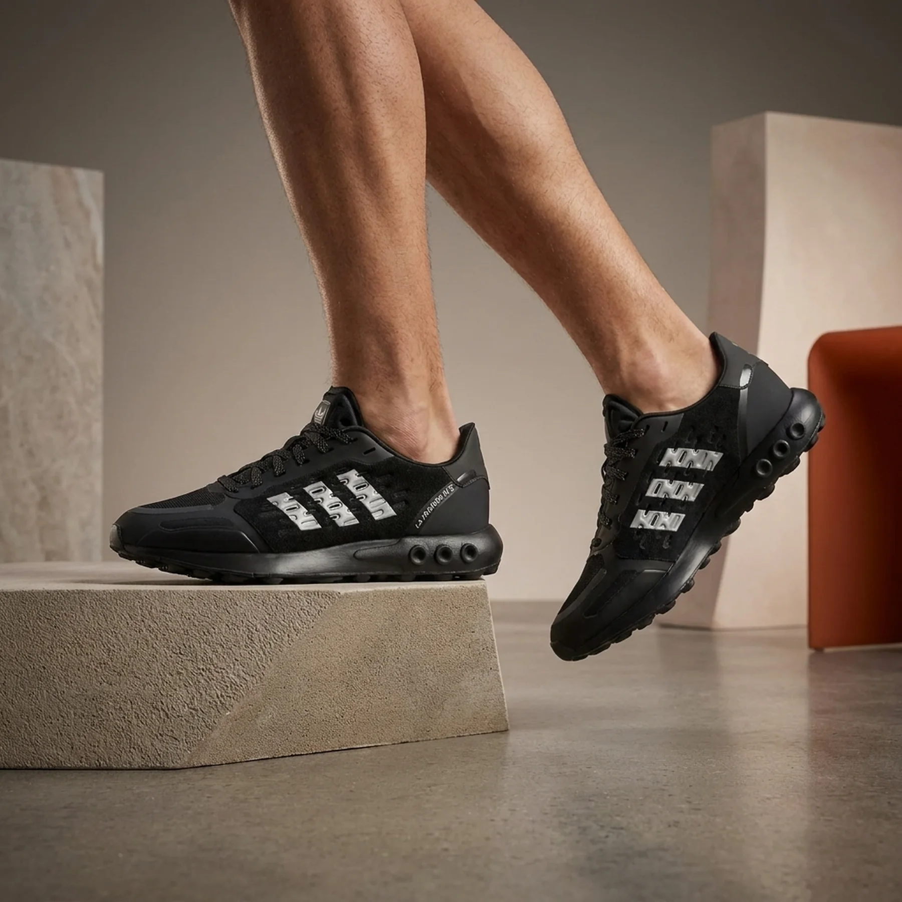 Кросівки чоловічі Adidas La Trainer Iii Originals (GY7493)