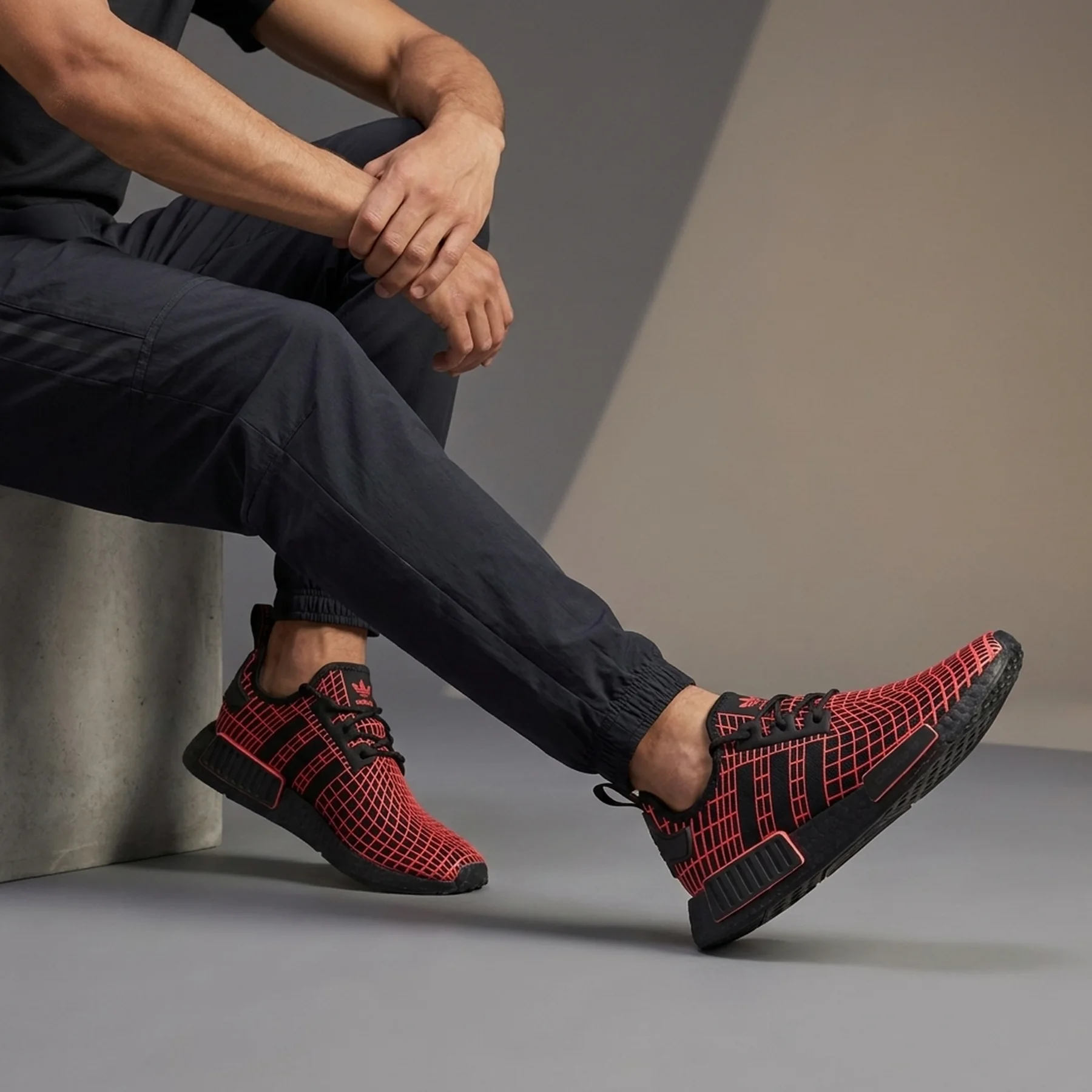 Кросівки чоловічі Adidas Nmd_R1 (GW5633)