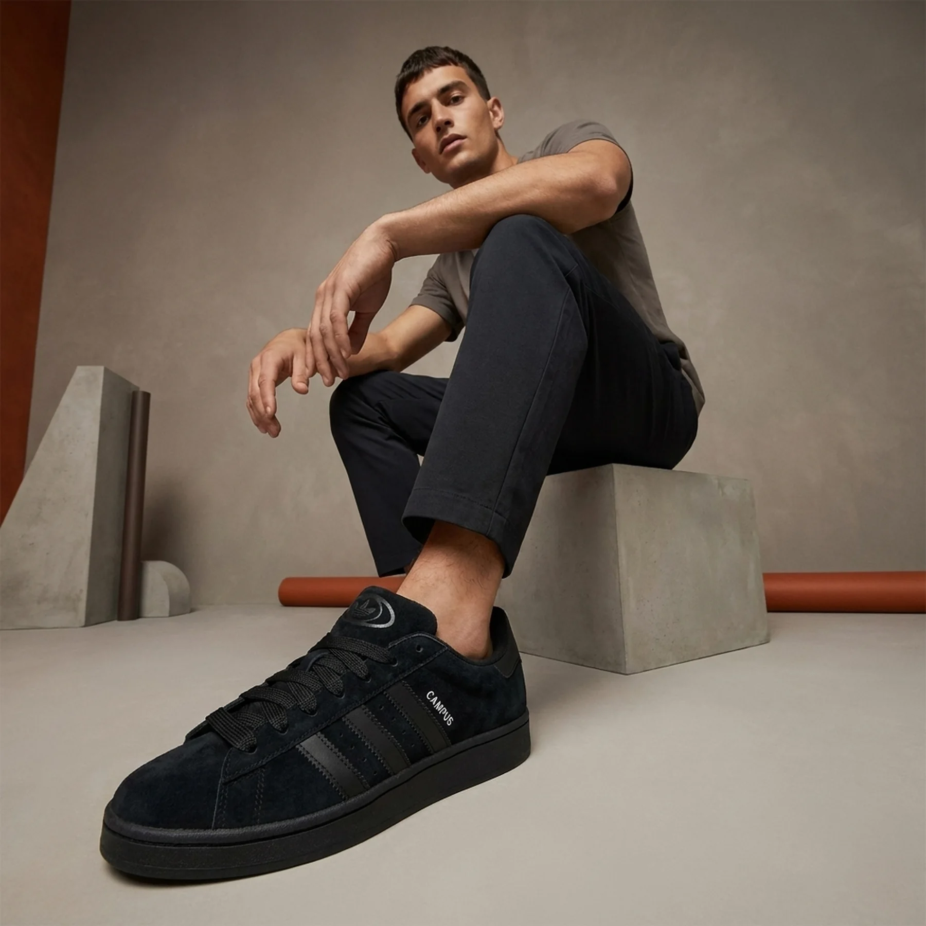 Кросівки чоловічі Adidas Originals Campus 00S (IF8768)