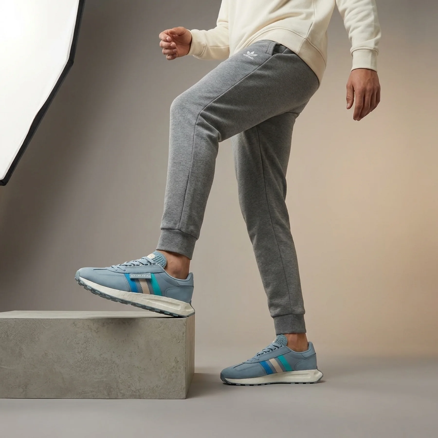 Кросівки чоловічі Adidas Originals Retropy E5 (GZ4624)